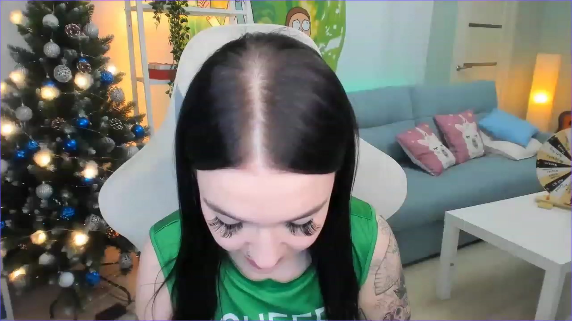 Gallery image thumbnail from AllieStark's myfreecams stream on, 12/21/2022, 24:45 image 13 of 20