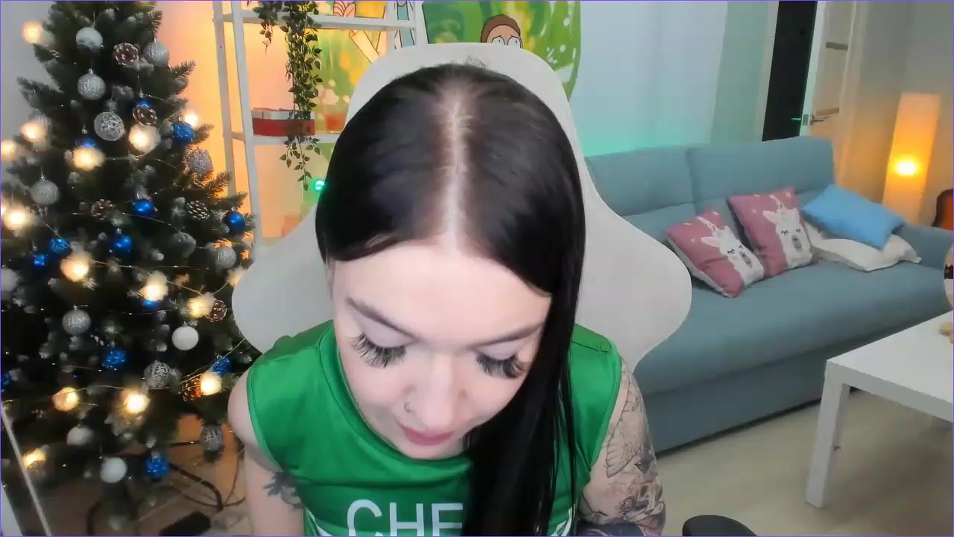 Gallery image thumbnail from AllieStark's myfreecams stream on, 12/21/2022, 02:40 image 4 of 20