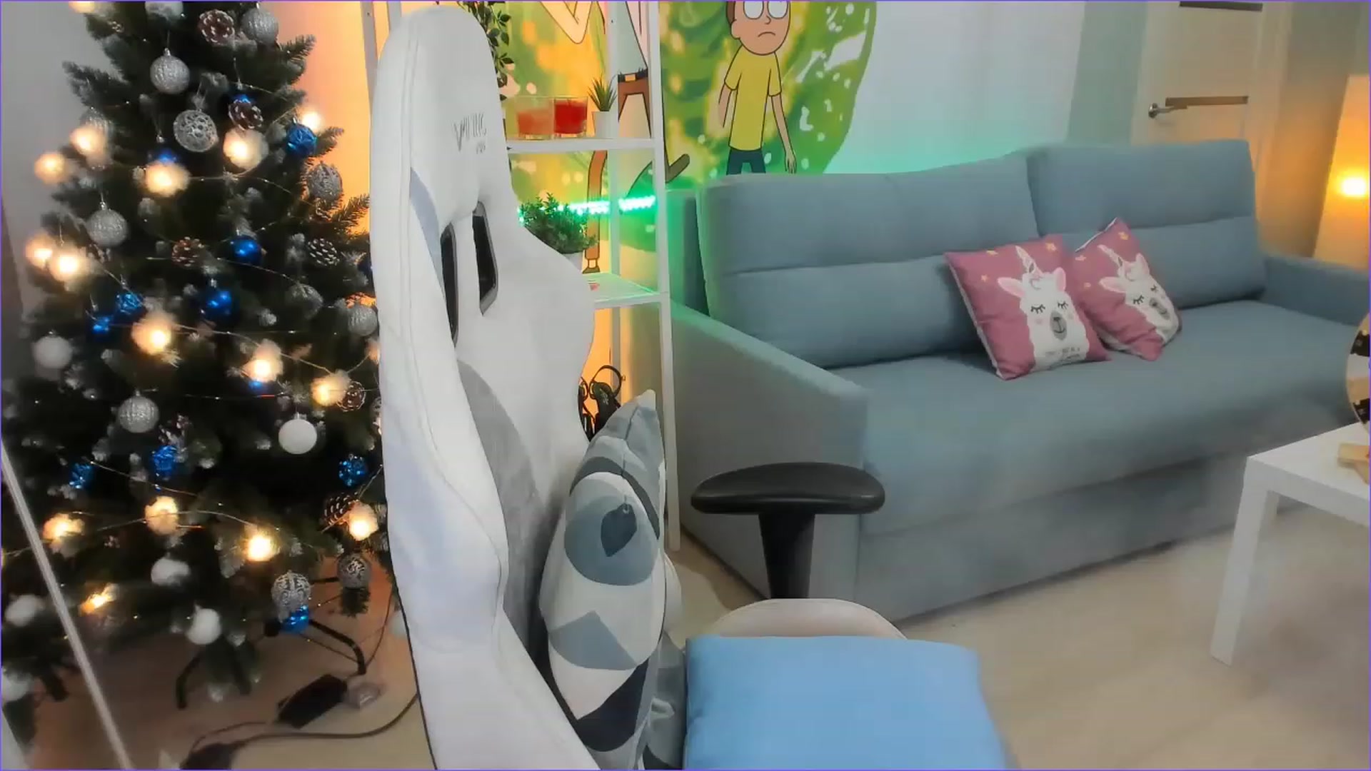Gallery image thumbnail from AllieStark's myfreecams stream on, 12/27/2022, 02:49 image 3 of 20