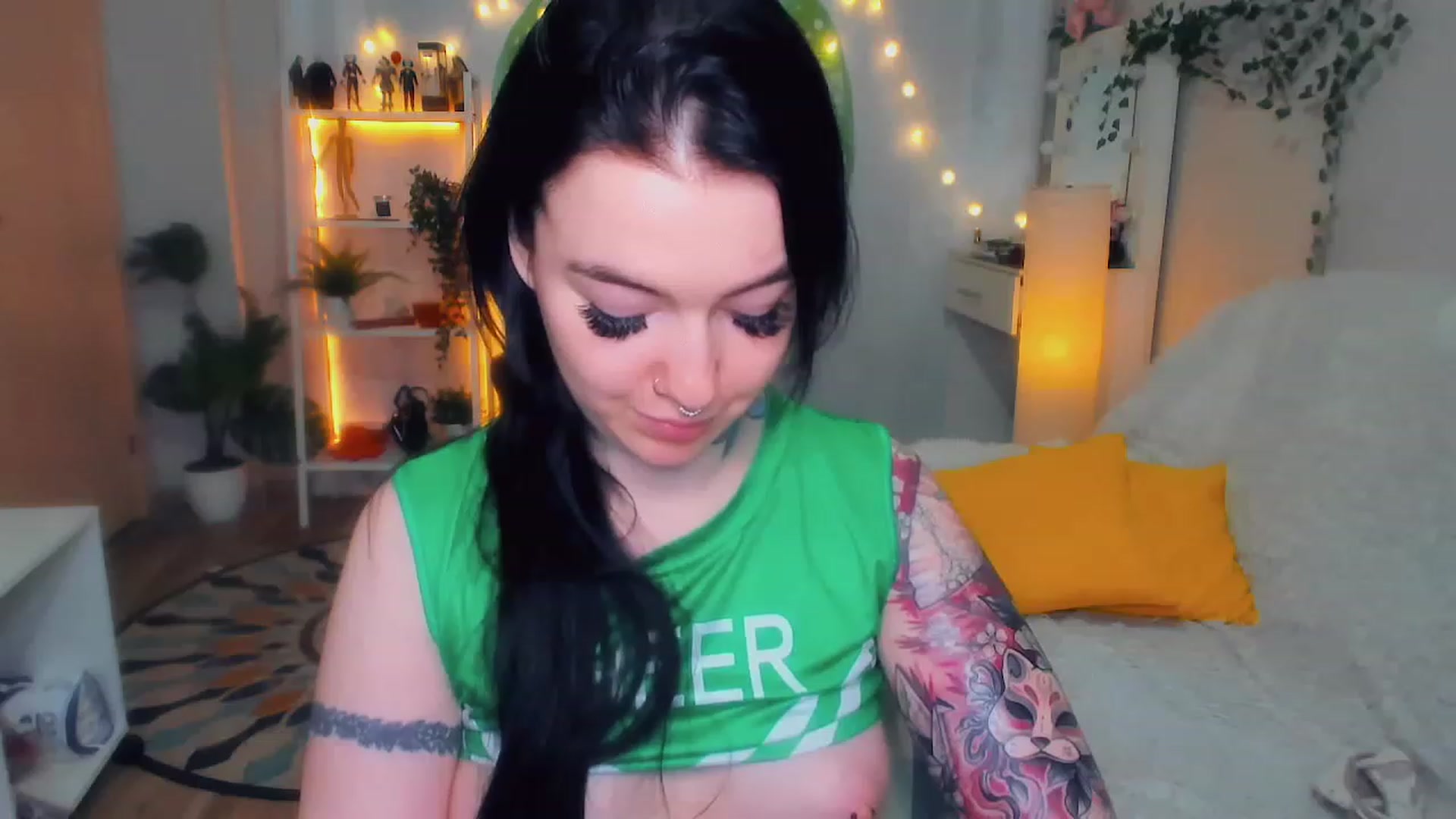Gallery image thumbnail from AllieStark's myfreecams stream on, 03/12/2024, 09:29 image 5 of 20