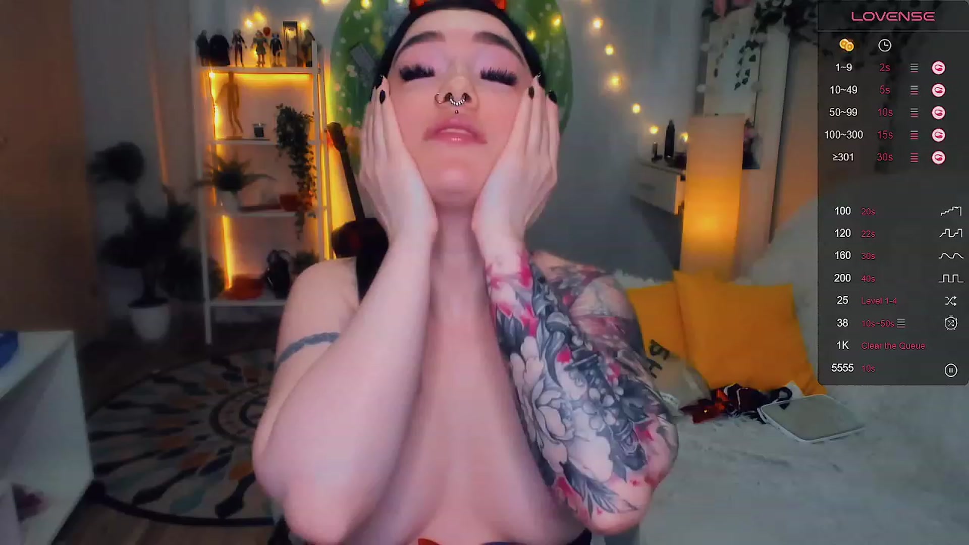 Gallery image thumbnail from AllieStark's myfreecams stream on, 03/13/2024, 10:47 image 13 of 20