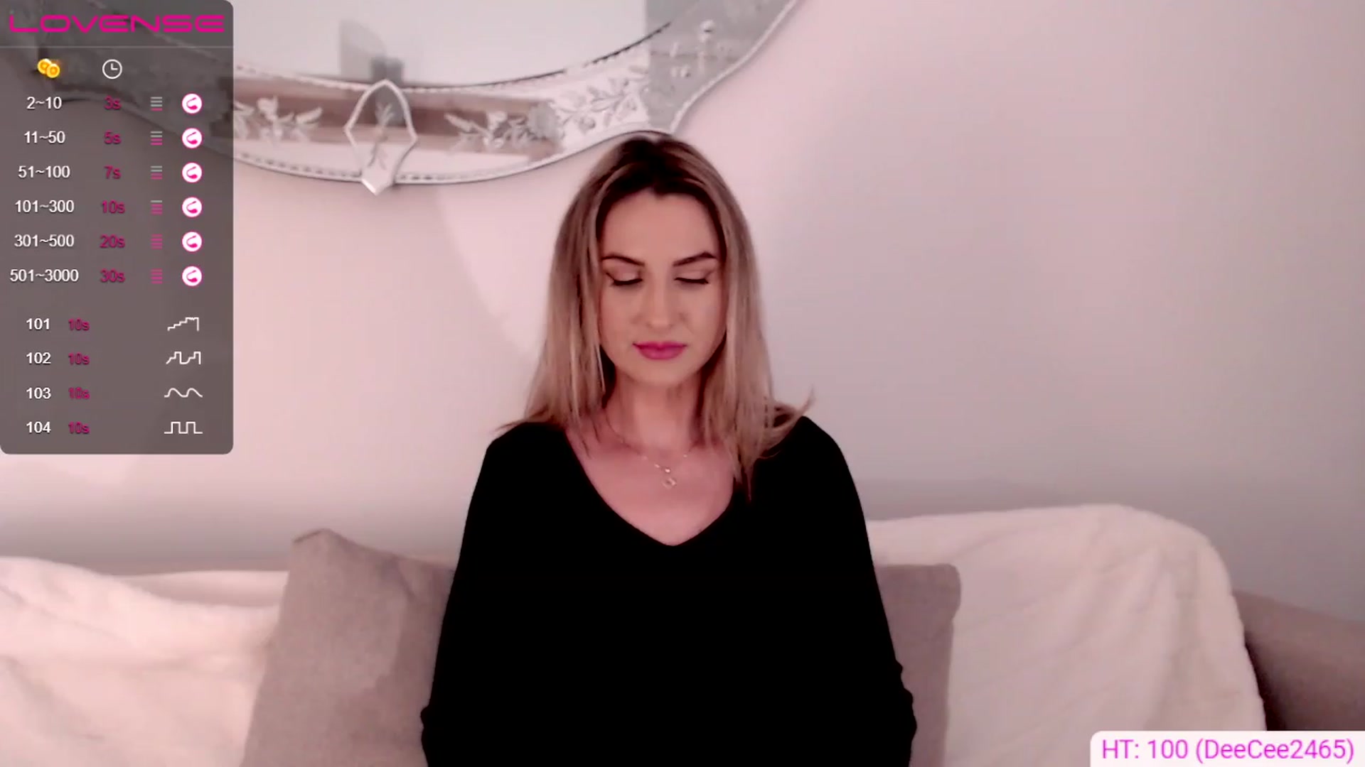 Gallery image thumbnail from AllieSweet's myfreecams stream on, 12/11/2022, 18:54 image 18 of 20