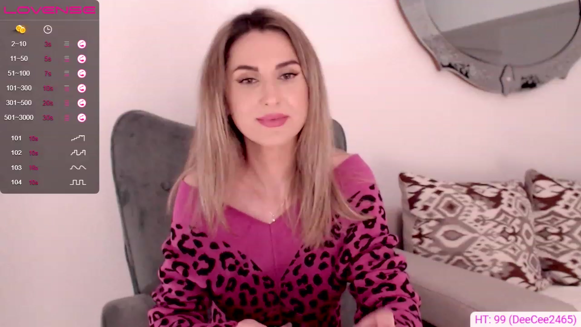 Gallery image thumbnail from AllieSweet's myfreecams stream on, 12/16/2022, 19:12 image 10 of 20