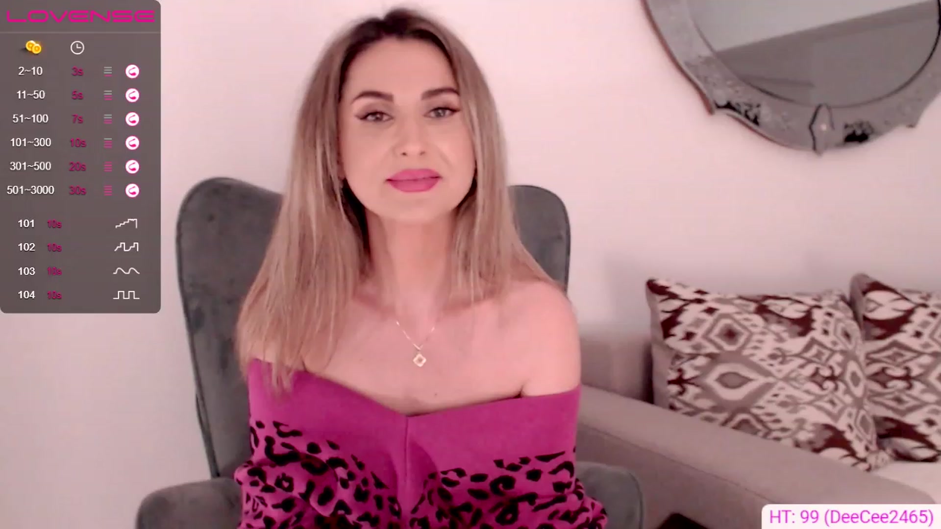 Gallery image thumbnail from AllieSweet's myfreecams stream on, 12/16/2022, 19:12 image 7 of 20