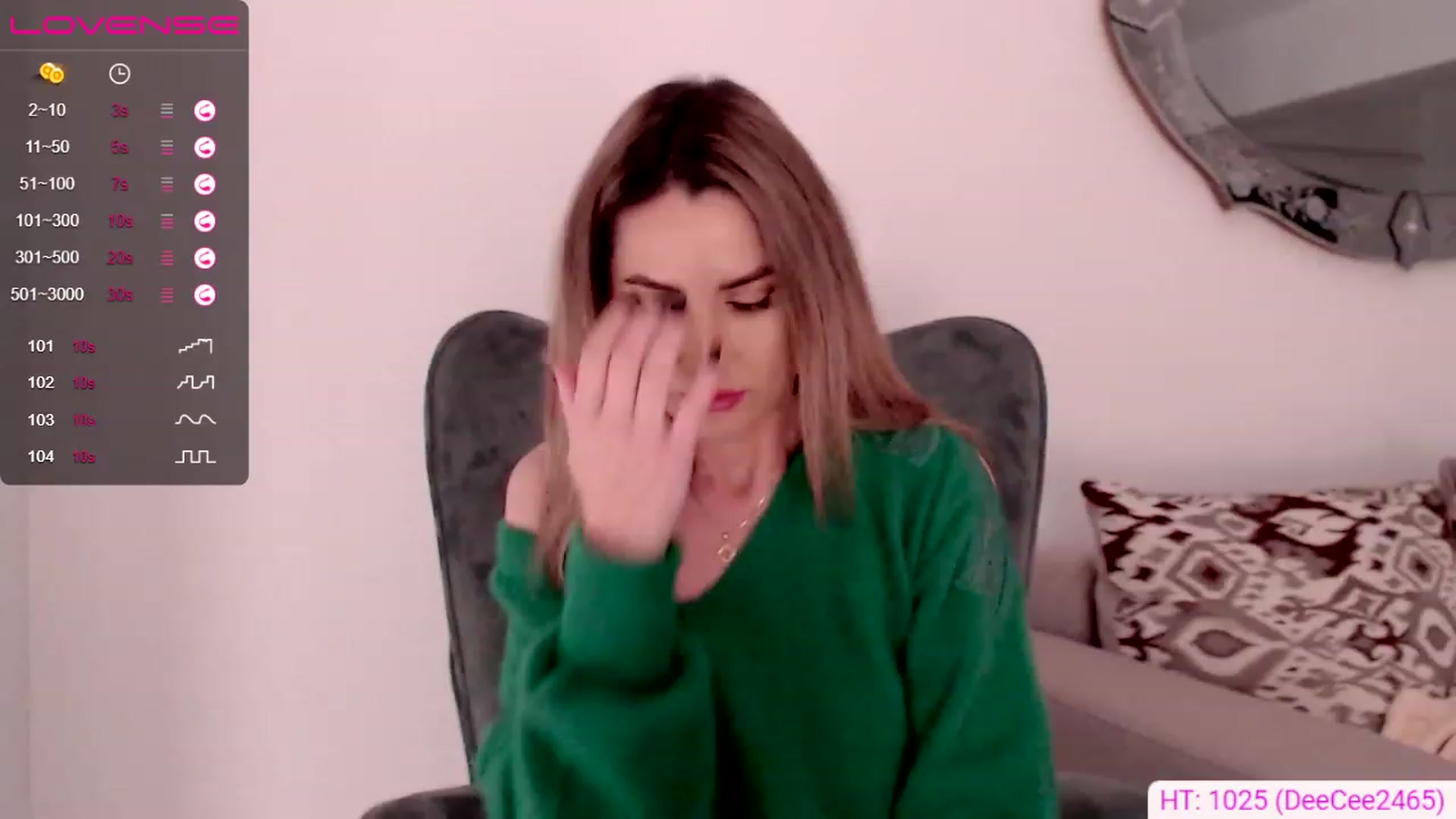 Gallery image thumbnail from AllieSweet's myfreecams stream on, 12/23/2022, 21:45 image 1 of 20