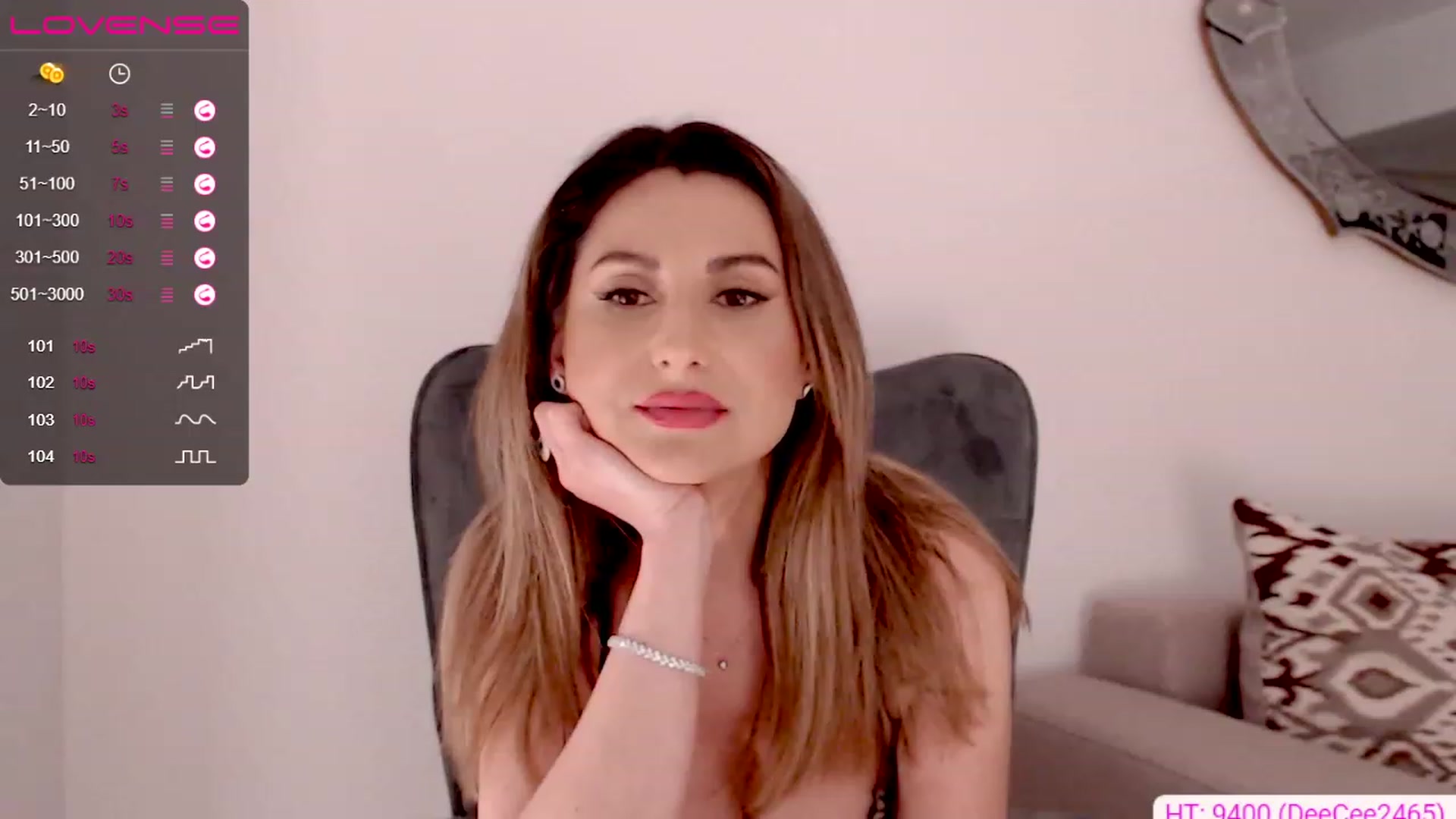 Gallery image thumbnail from AllieSweet's myfreecams stream on, 03/12/2023, 24:27 image 13 of 20