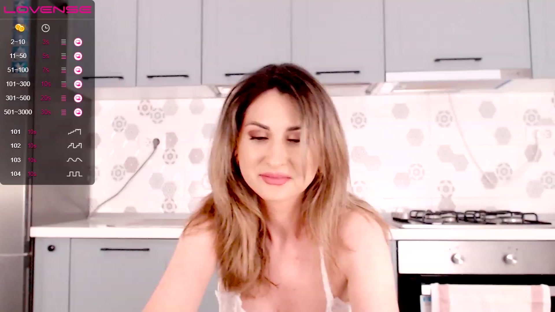 Gallery image thumbnail from AllieSweet's myfreecams stream on, 08/13/2023, 18:43 image 12 of 20