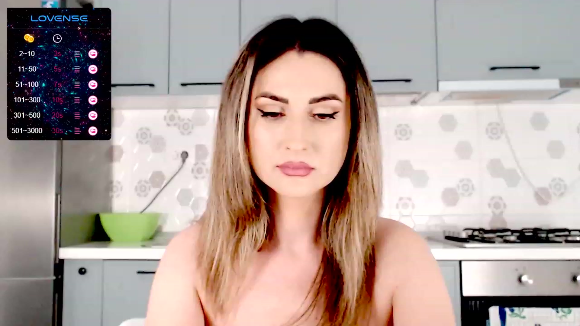 Gallery image thumbnail from AllieSweet's myfreecams stream on, 10/13/2023, 20:17 image 17 of 20