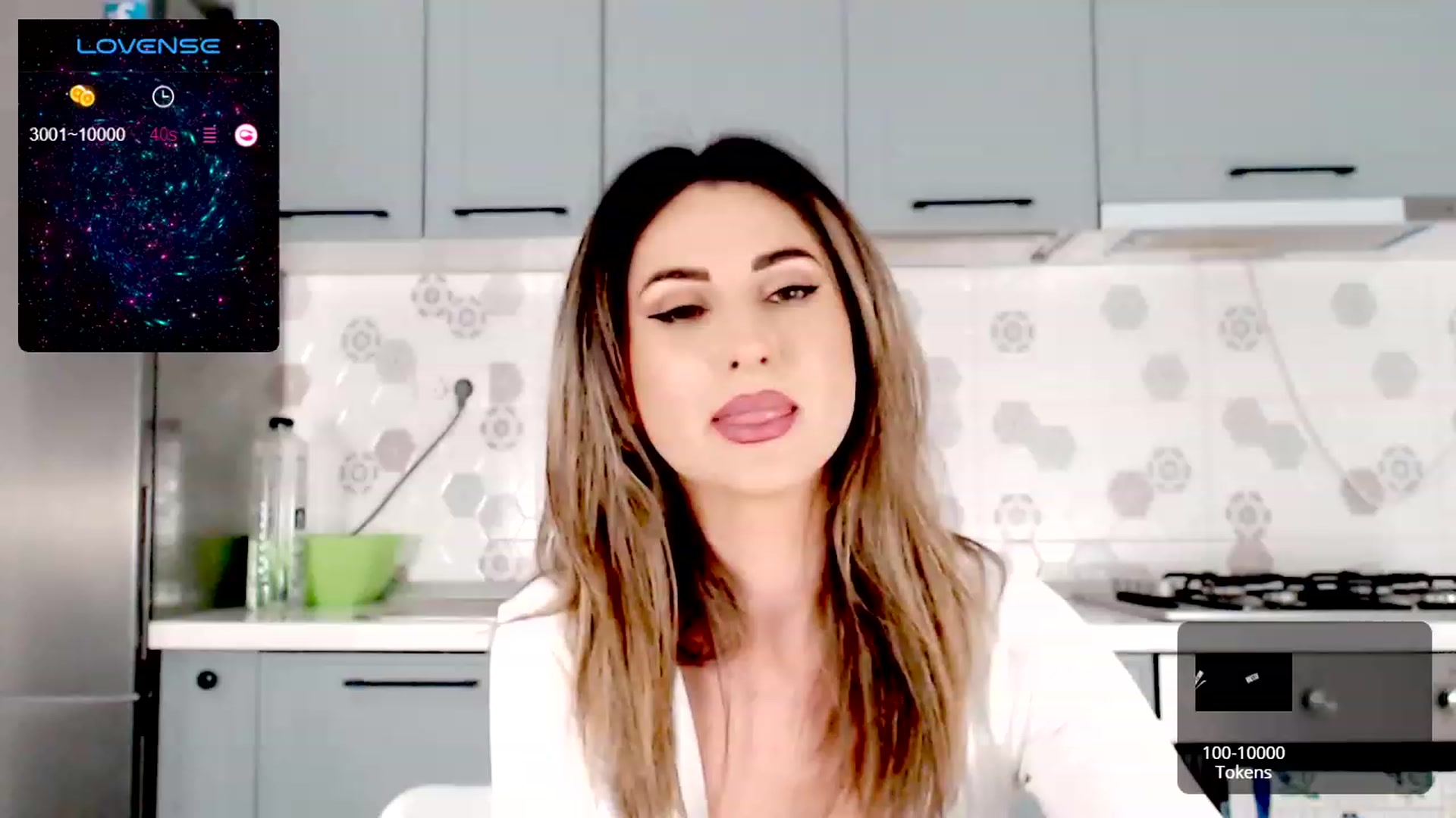Gallery image thumbnail from AllieSweet's myfreecams stream on, 10/13/2023, 20:17 image 6 of 20