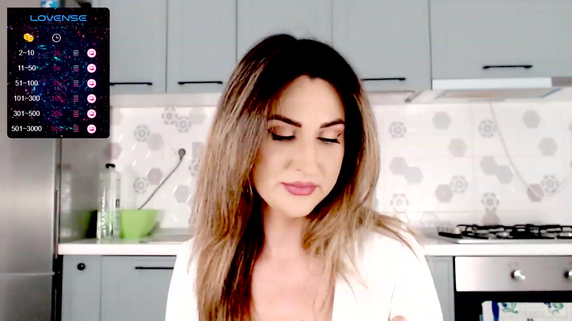 Gallery image thumbnail from AllieSweet's myfreecams stream on, 10/13/2023, 20:17 image 2 of 20