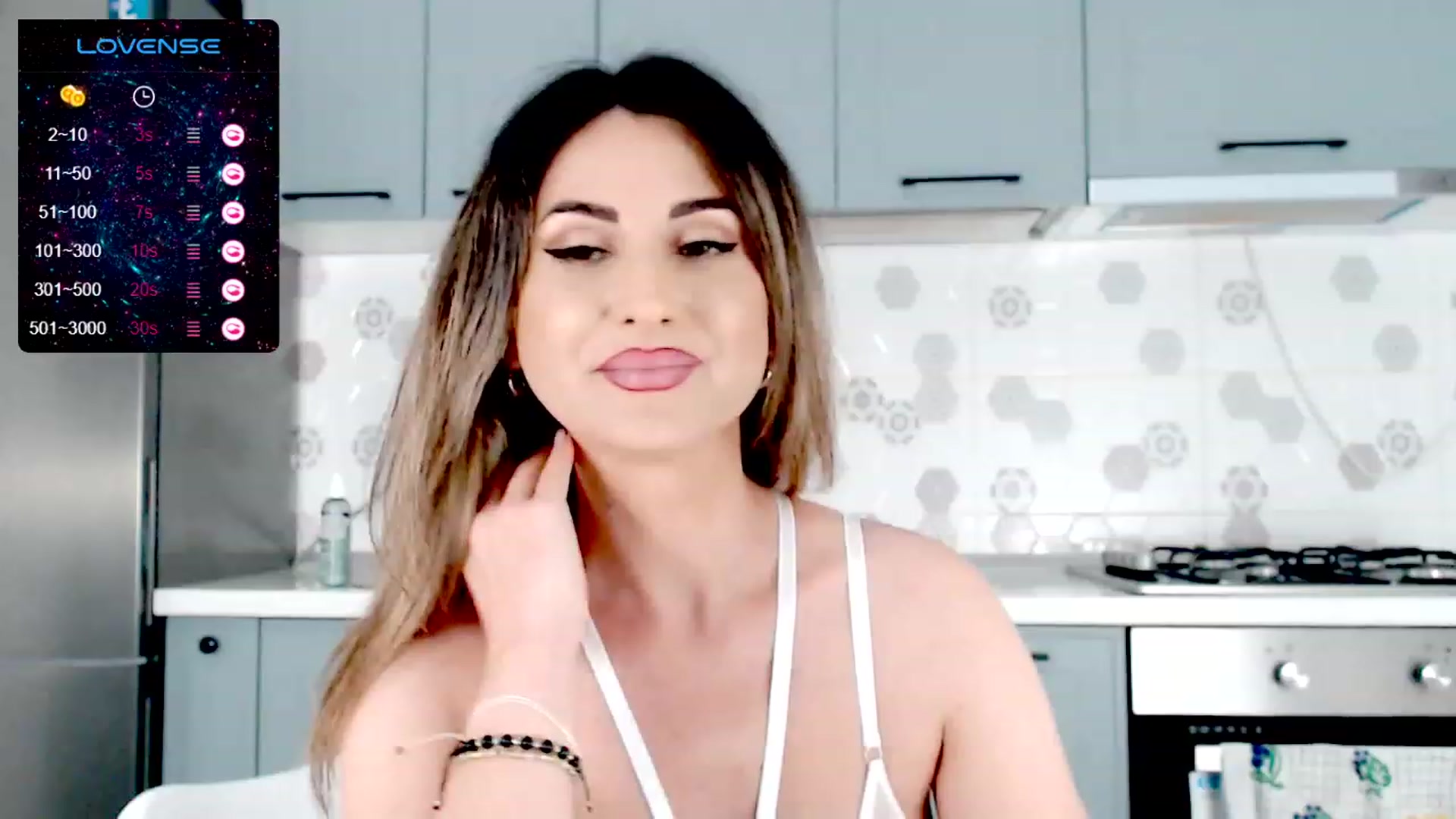 Gallery image thumbnail from AllieSweet's myfreecams stream on, 10/20/2023, 19:44 image 4 of 20