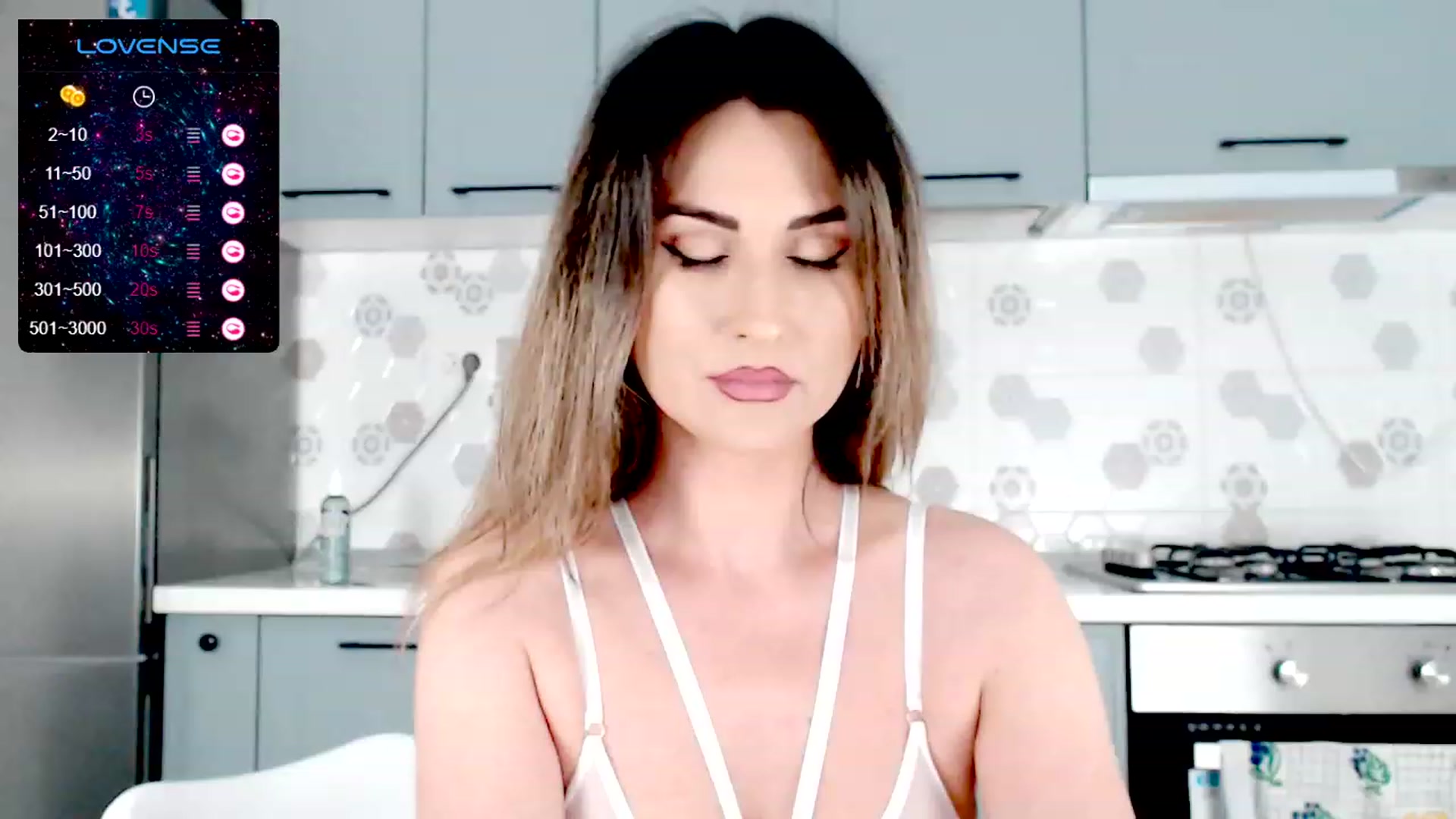 Gallery image thumbnail from AllieSweet's myfreecams stream on, 10/20/2023, 19:44 image 10 of 20