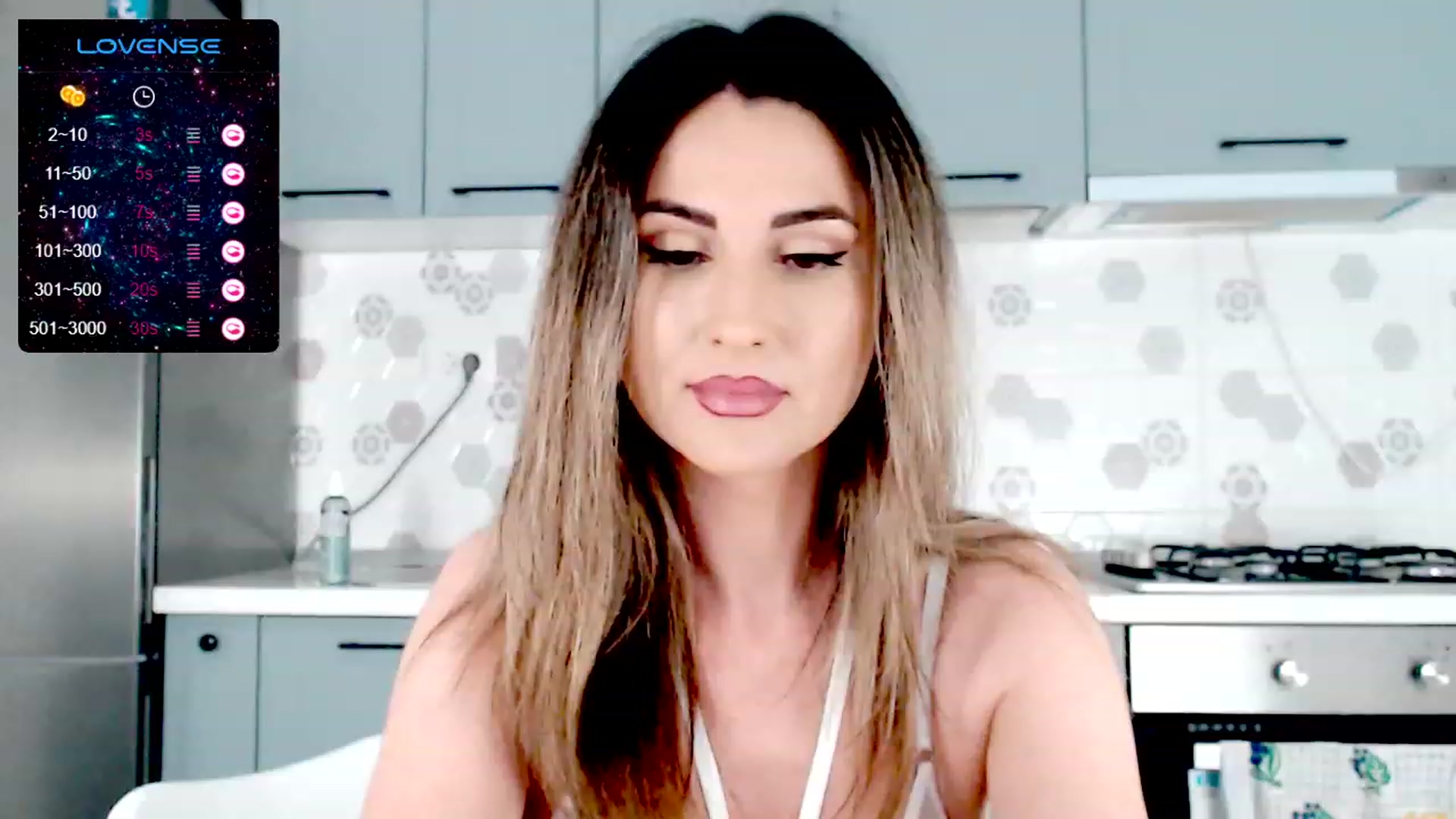 Gallery image thumbnail from AllieSweet's myfreecams stream on, 10/20/2023, 19:44 image 16 of 20