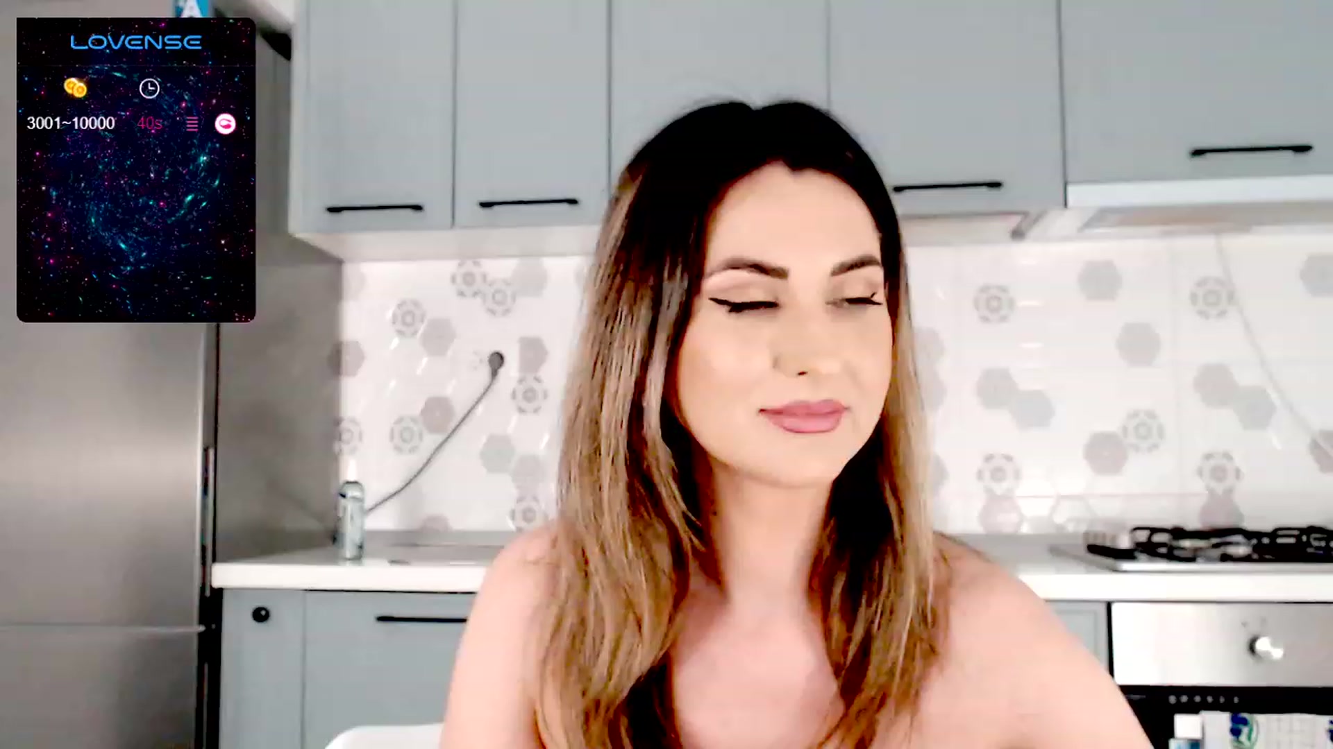 Gallery image thumbnail from AllieSweet's myfreecams stream on, 10/21/2023, 22:41 image 8 of 20