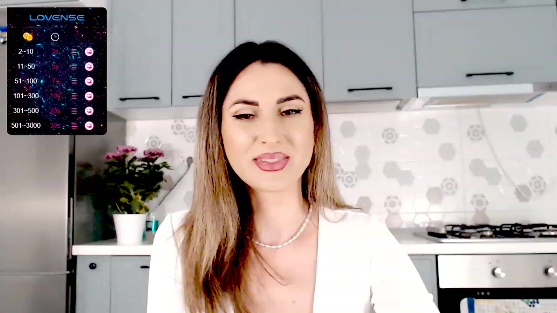 Gallery image thumbnail from AllieSweet's myfreecams stream on, 11/04/2023, 23:17 image 1 of 20