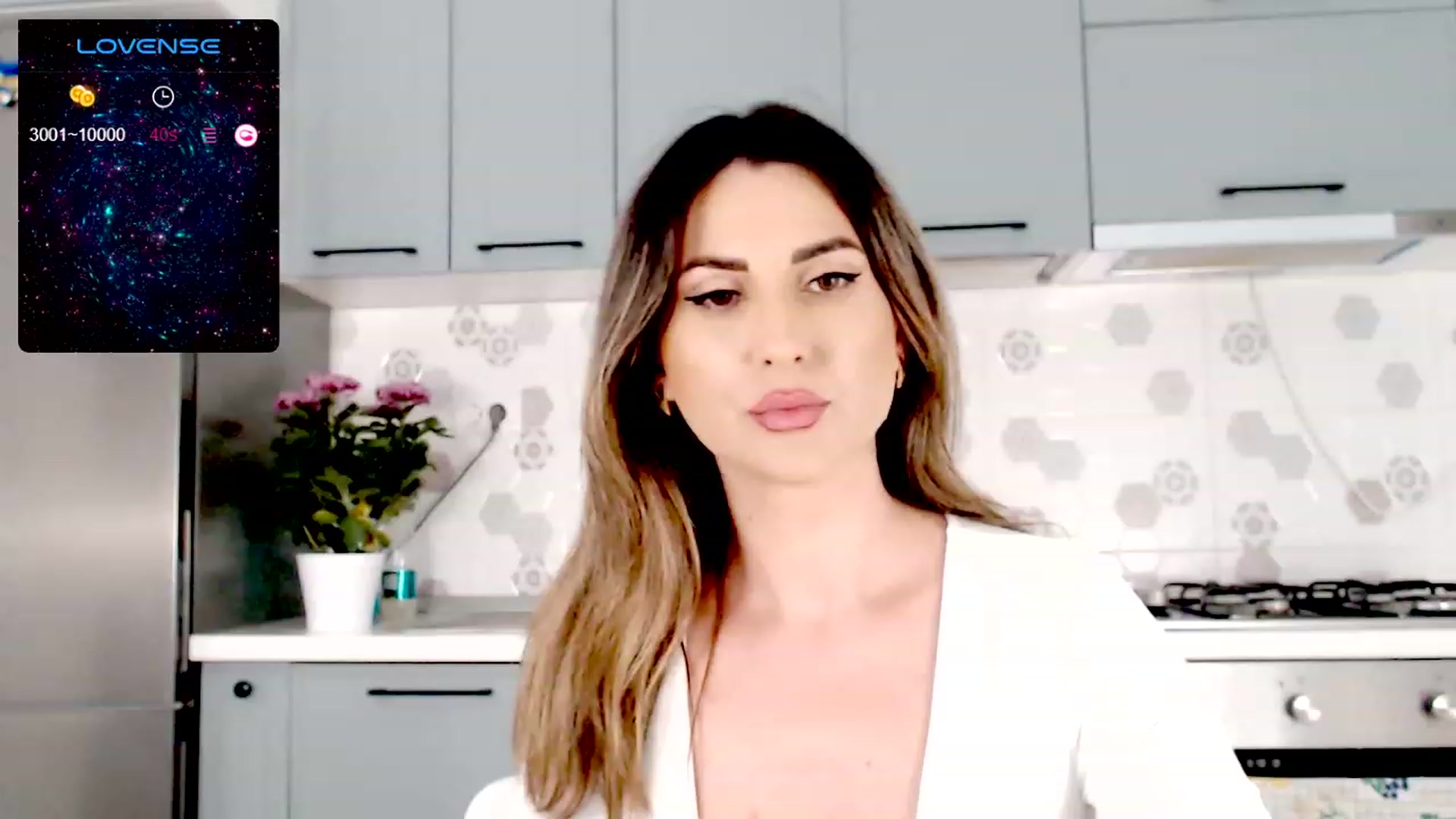 Gallery image thumbnail from AllieSweet's myfreecams stream on, 11/05/2023, 24:02 image 18 of 20
