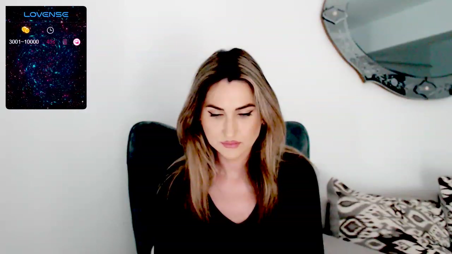 Gallery image thumbnail from AllieSweet's myfreecams stream on, 11/26/2023, 24:28 image 16 of 20