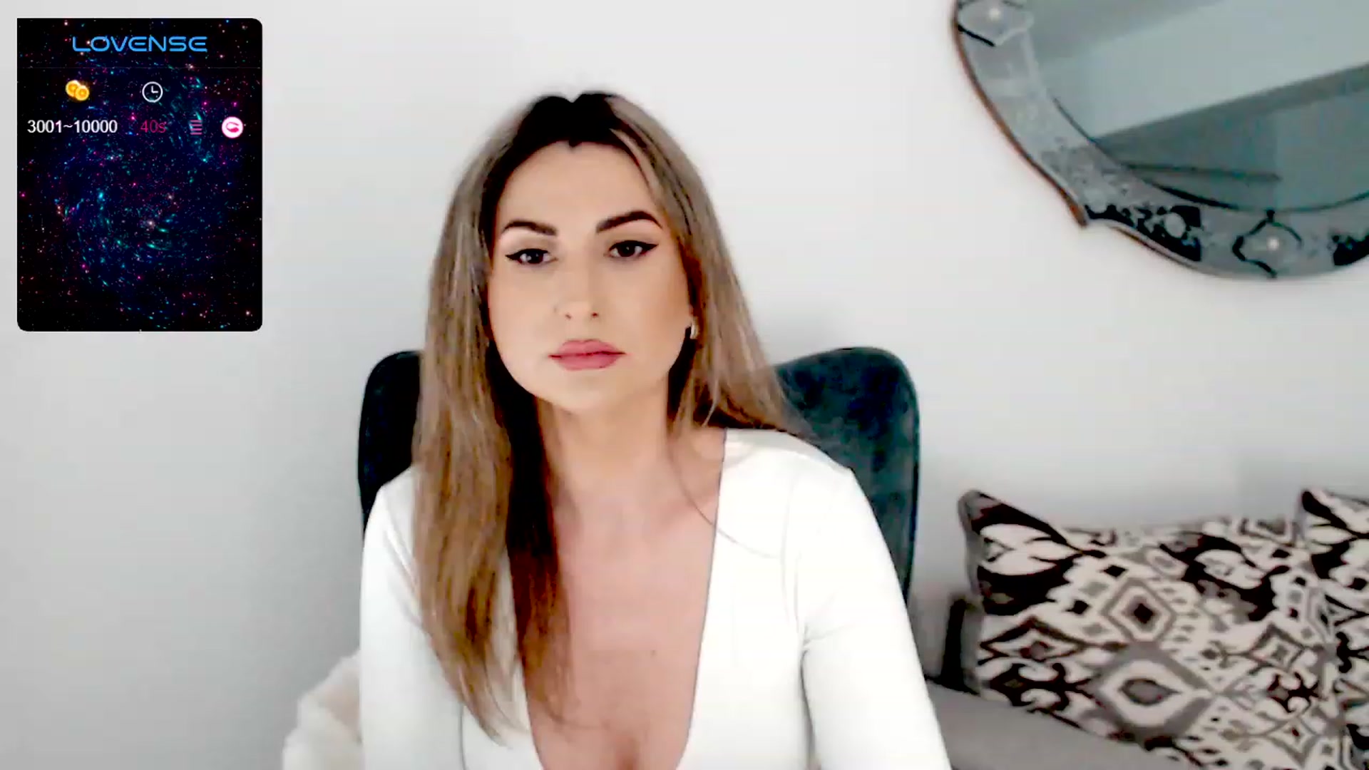 Gallery image thumbnail from AllieSweet's myfreecams stream on, 12/08/2023, 19:45 image 14 of 20