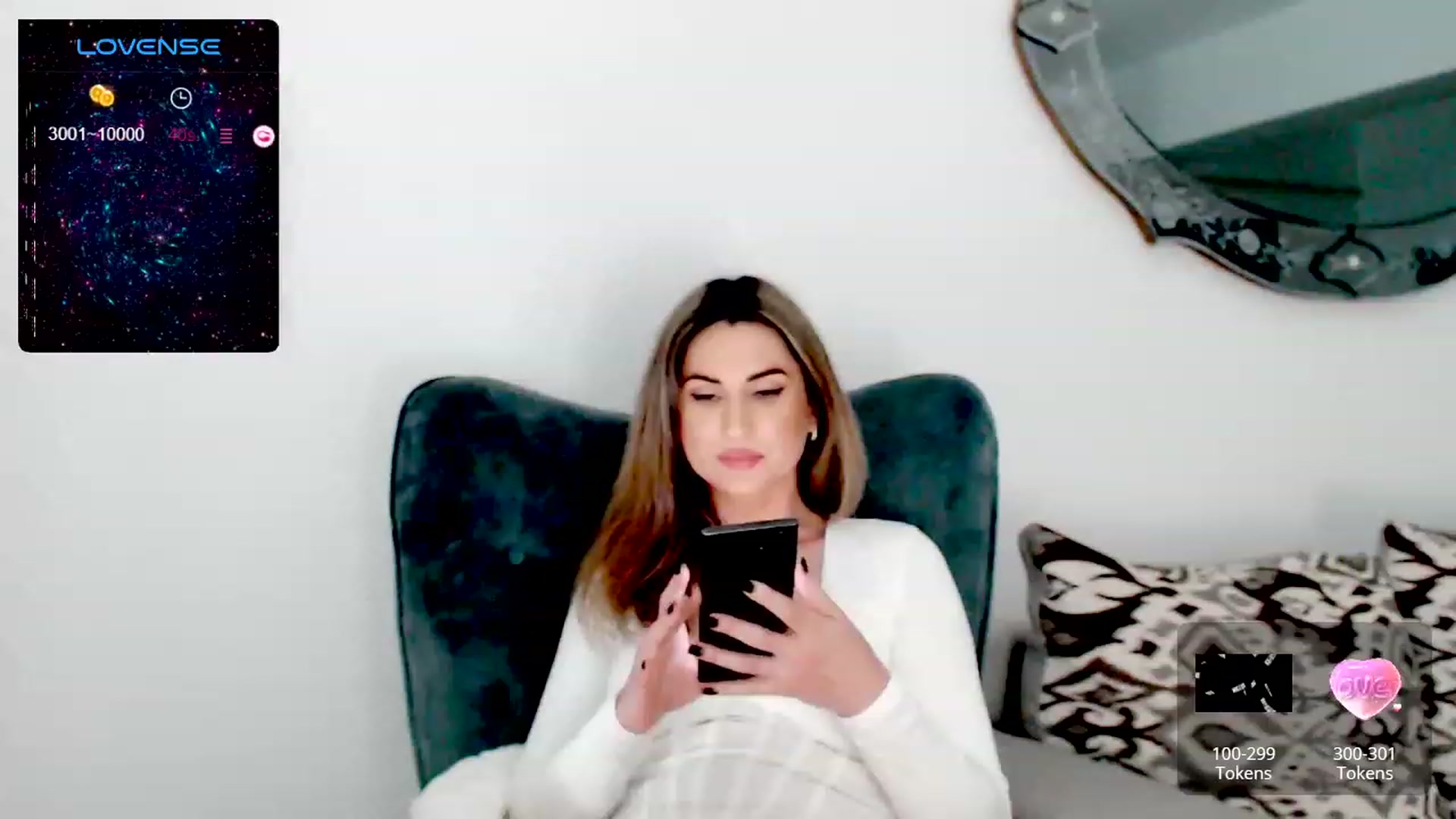 Gallery image thumbnail from AllieSweet's myfreecams stream on, 12/08/2023, 22:45 image 15 of 20