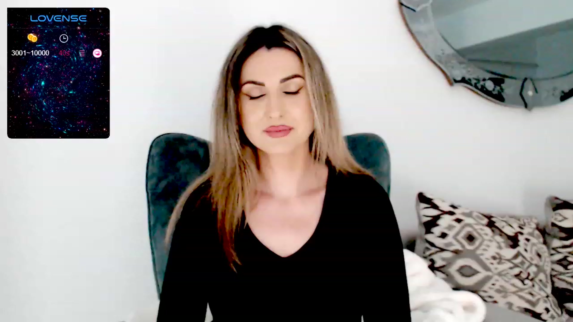 Gallery image thumbnail from AllieSweet's myfreecams stream on, 12/15/2023, 20:54 image 9 of 20