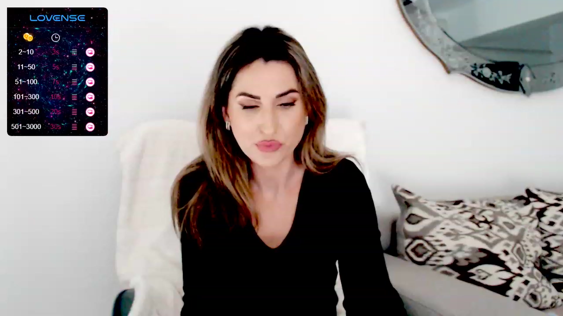 Gallery image thumbnail from AllieSweet's myfreecams stream on, 01/06/2024, 23:01 image 18 of 20