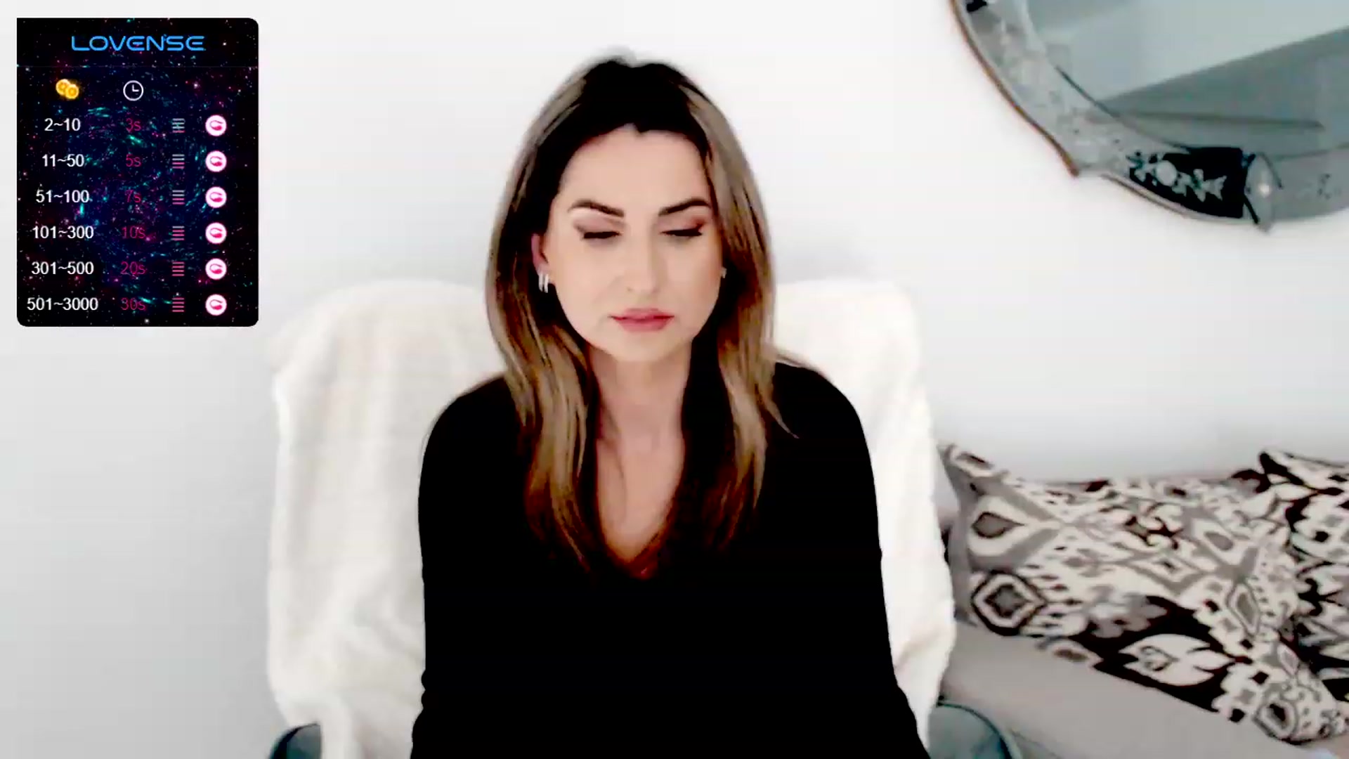 Gallery image thumbnail from AllieSweet's myfreecams stream on, 01/06/2024, 23:01 image 11 of 20