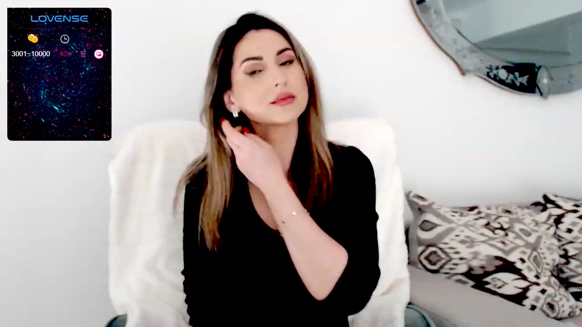 Gallery image thumbnail from AllieSweet's myfreecams stream on, 01/06/2024, 23:01 image 1 of 20