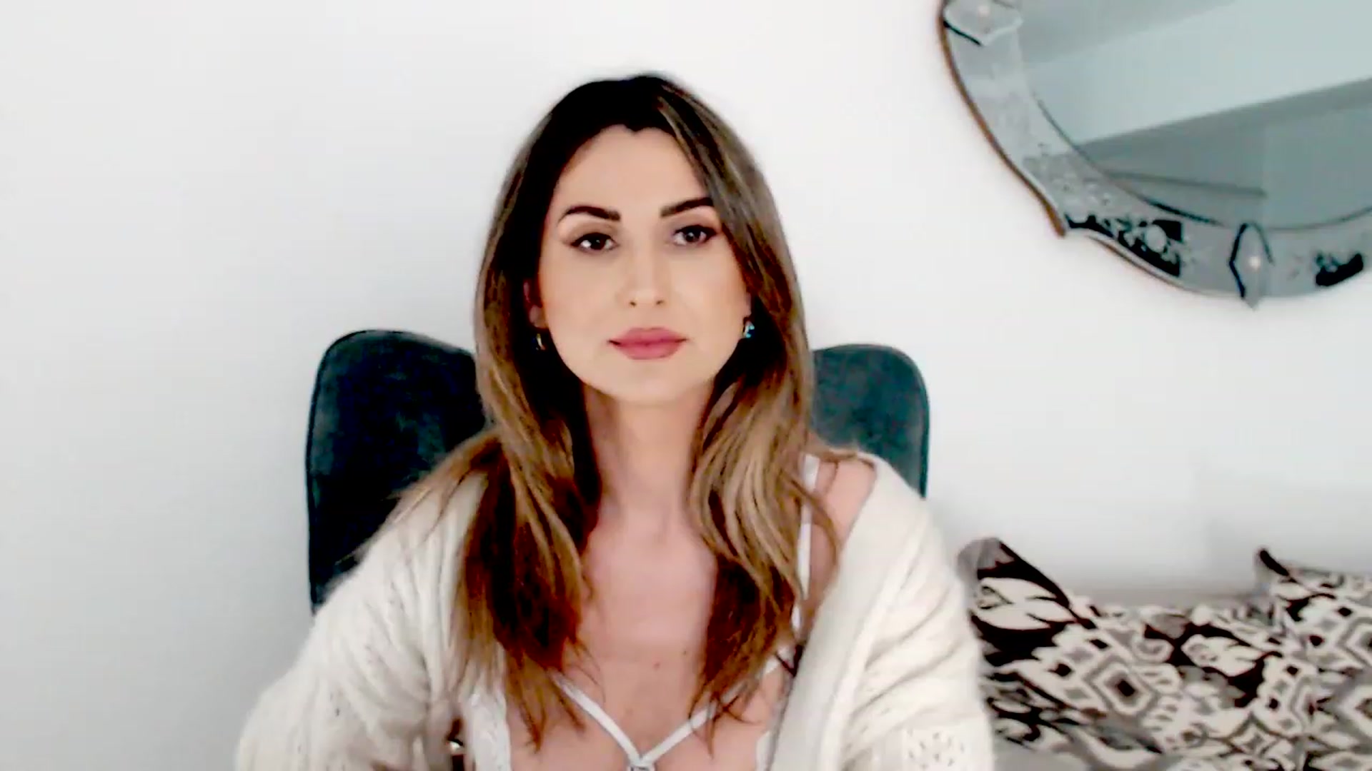 Gallery image thumbnail from AllieSweet's myfreecams stream on, 01/19/2024, 19:31 image 20 of 20