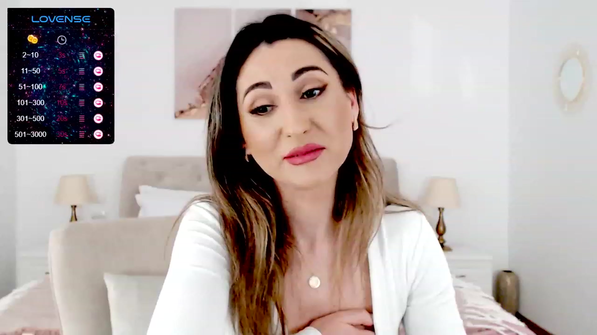 Gallery image thumbnail from AllieSweet's myfreecams stream on, 03/01/2024, 23:31 image 14 of 20