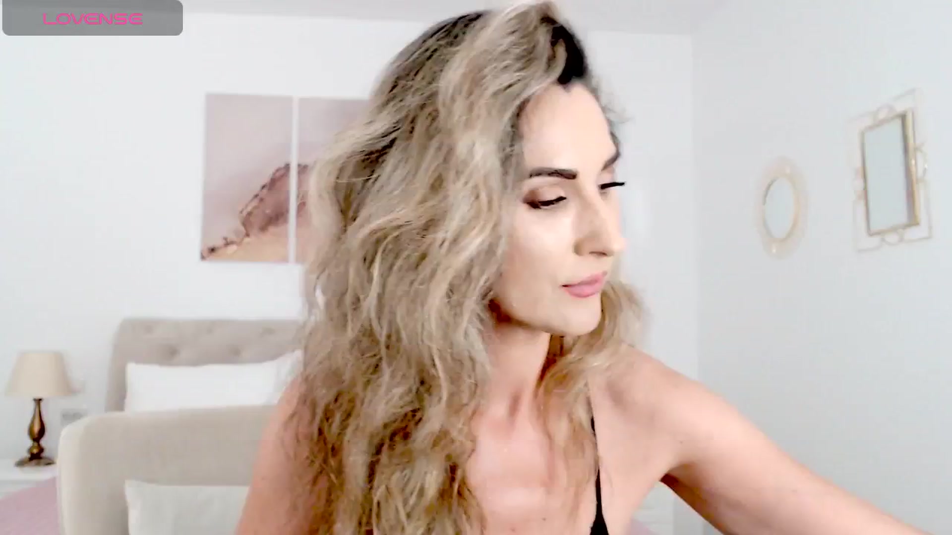 Gallery image thumbnail from AllieSweet's myfreecams stream on, 07/10/2024, 14:59 image 6 of 20