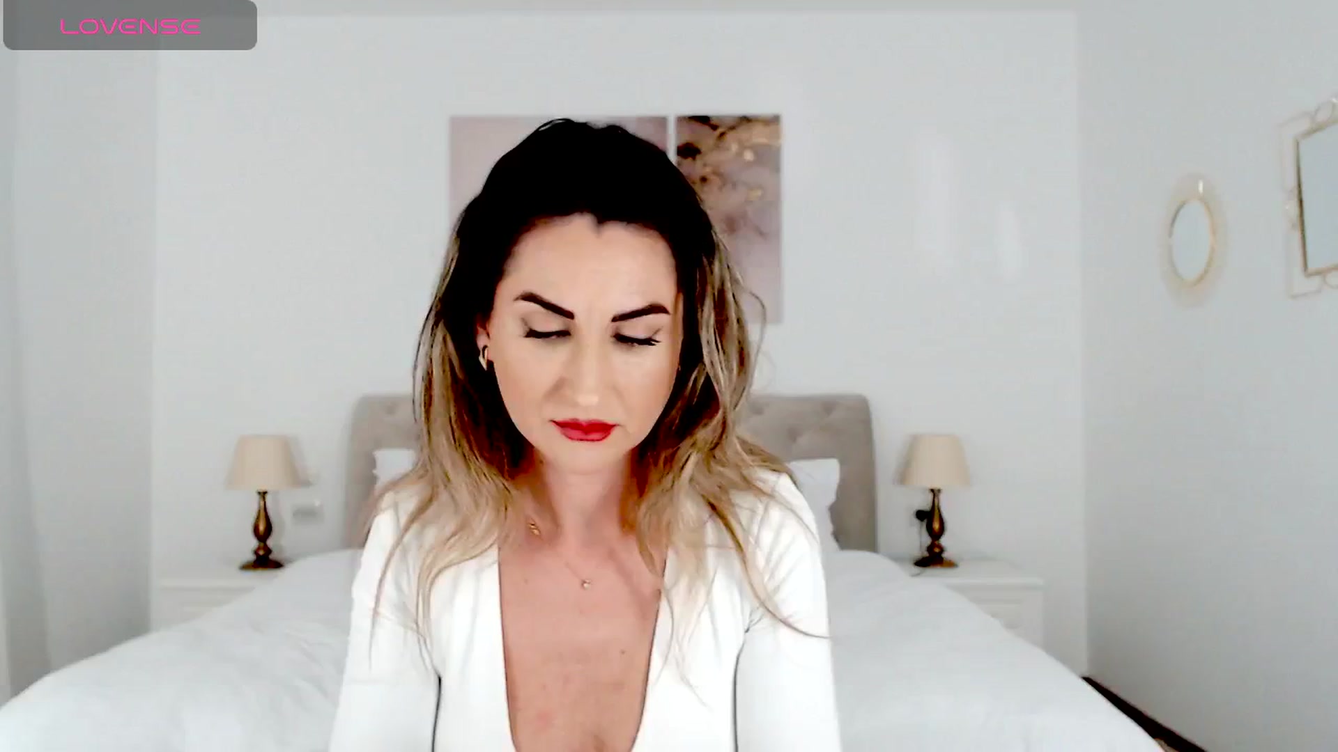 Gallery image thumbnail from AllieSweet's myfreecams stream on, 10/13/2024, 18:26 image 7 of 20