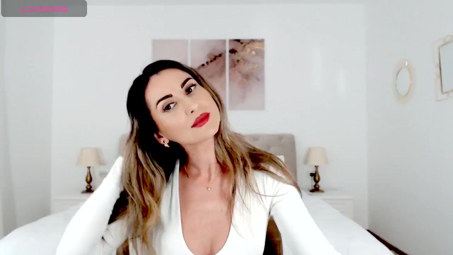 Gallery image thumbnail from AllieSweet's myfreecams stream on, 10/13/2024, 18:26 image 2 of 20