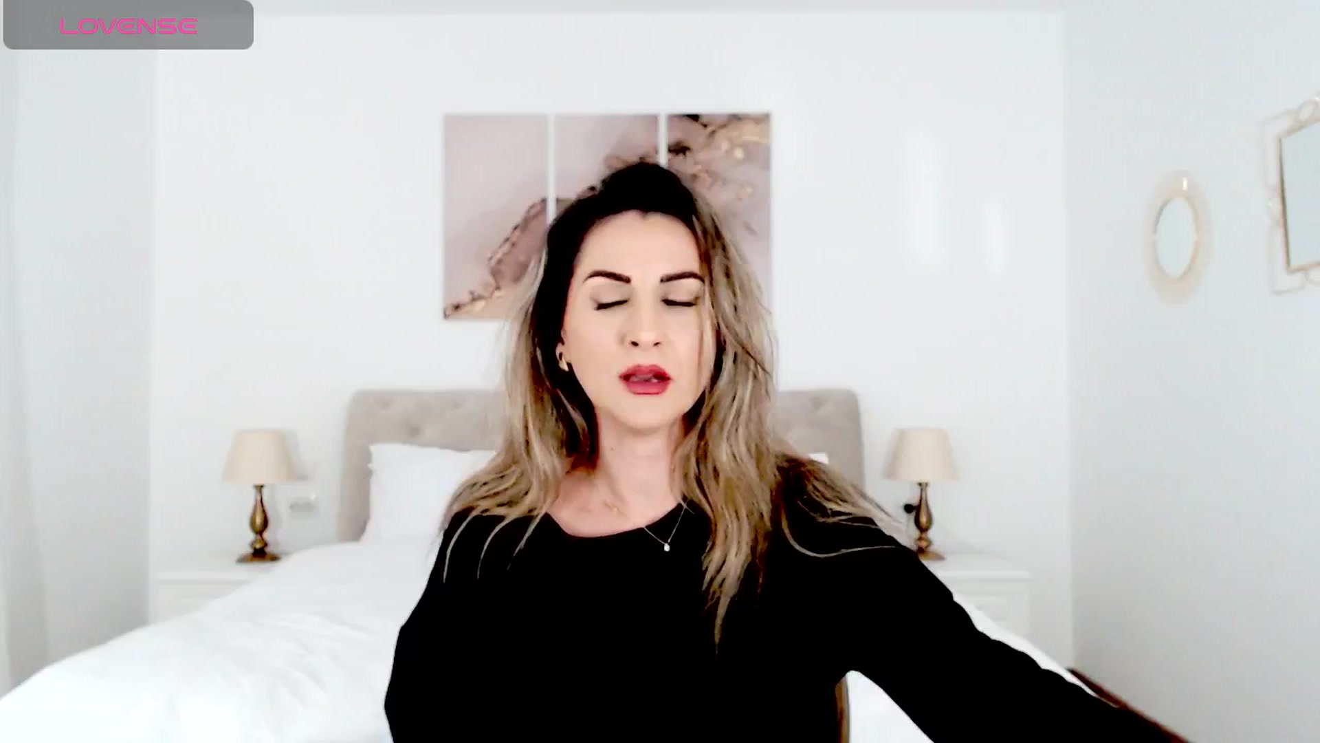 Gallery image thumbnail from AllieSweet's myfreecams stream on, 10/13/2024, 19:41 image 20 of 20