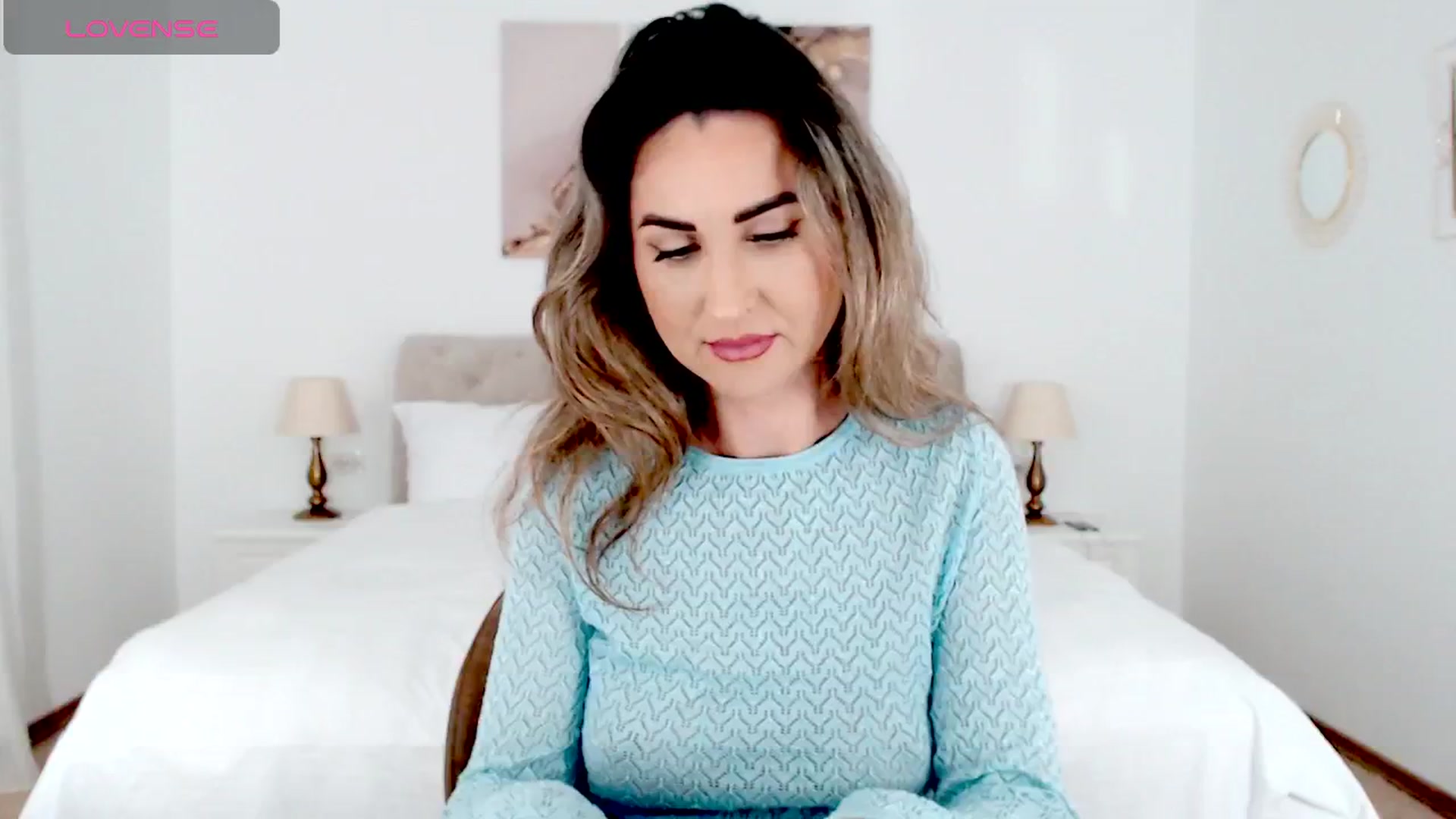 Gallery image thumbnail from AllieSweet's myfreecams stream on, 10/18/2024, 17:45 image 7 of 20