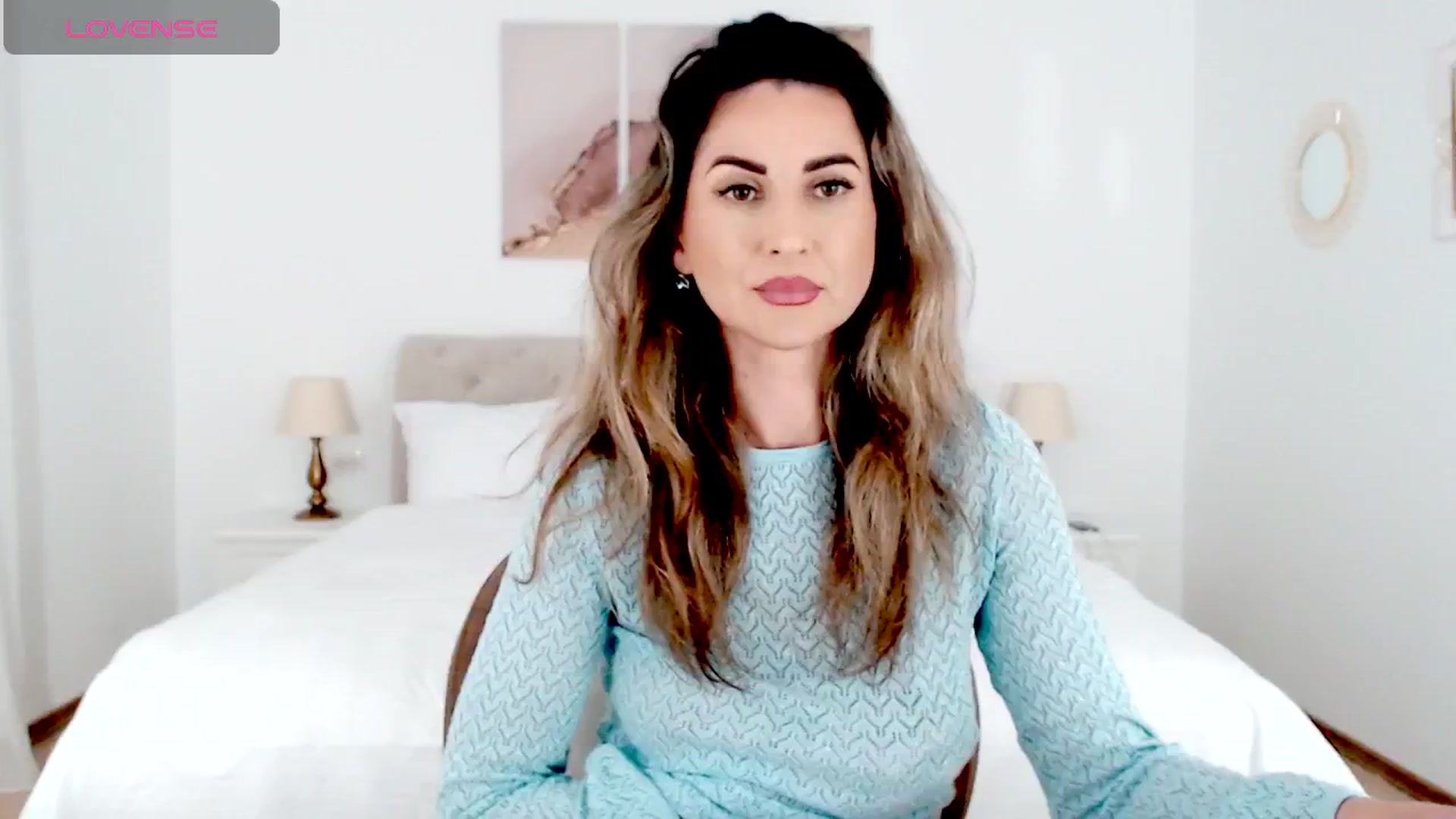 Gallery image thumbnail from AllieSweet's myfreecams stream on, 10/18/2024, 17:45 image 3 of 20