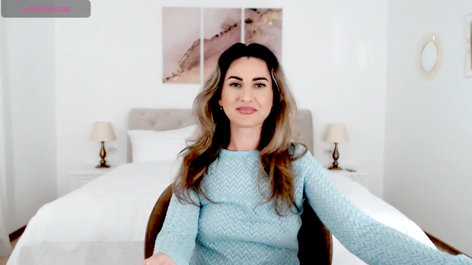 Gallery image thumbnail from AllieSweet's myfreecams stream on, 10/18/2024, 17:45 image 12 of 20