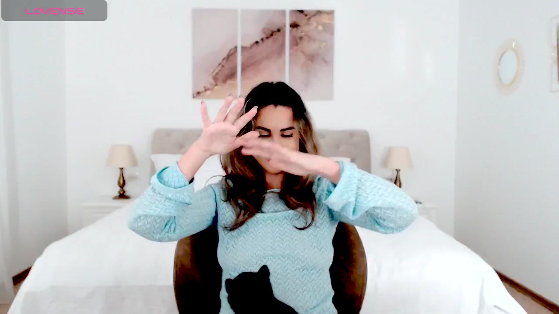 Gallery image thumbnail from AllieSweet's myfreecams stream on, 10/18/2024, 18:43 image 10 of 20
