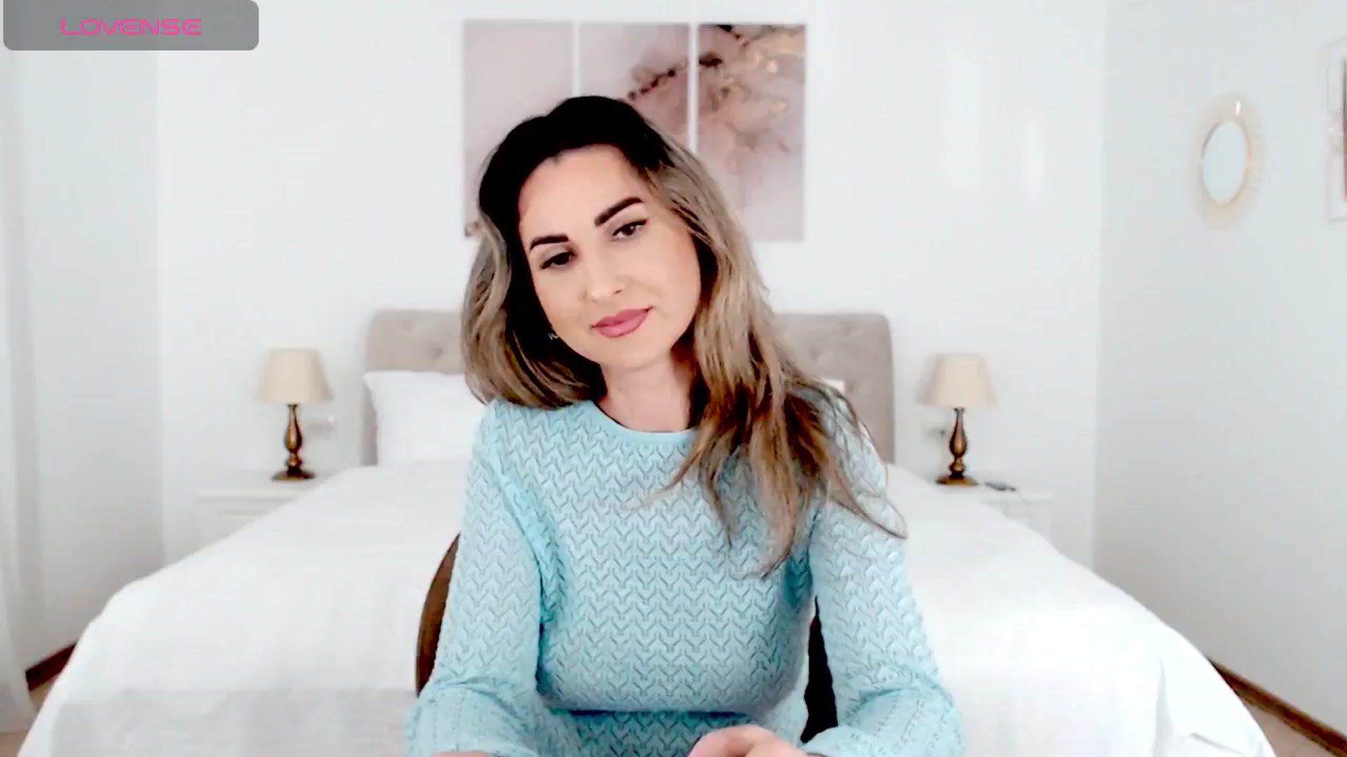 Gallery image thumbnail from AllieSweet's myfreecams stream on, 10/18/2024, 18:43 image 3 of 20