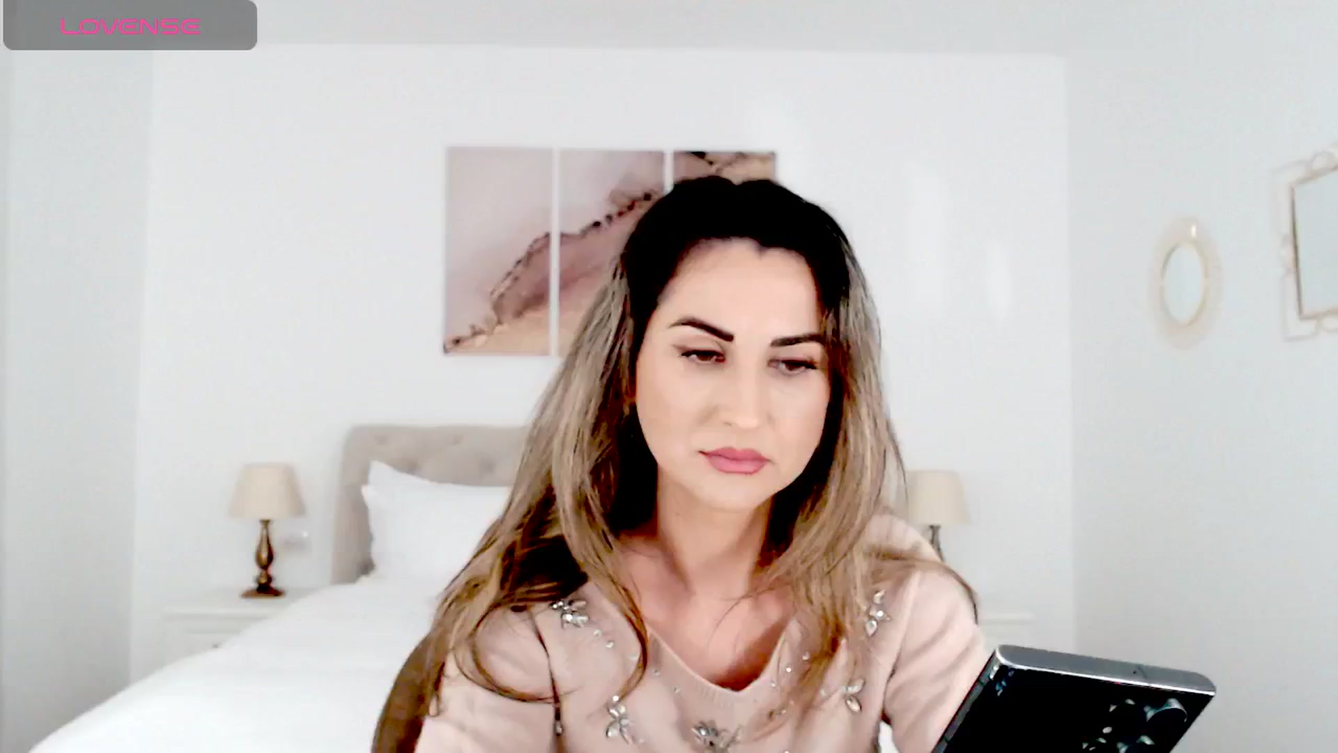 Gallery image thumbnail from AllieSweet's myfreecams stream on, 10/25/2024, 19:57 image 18 of 20