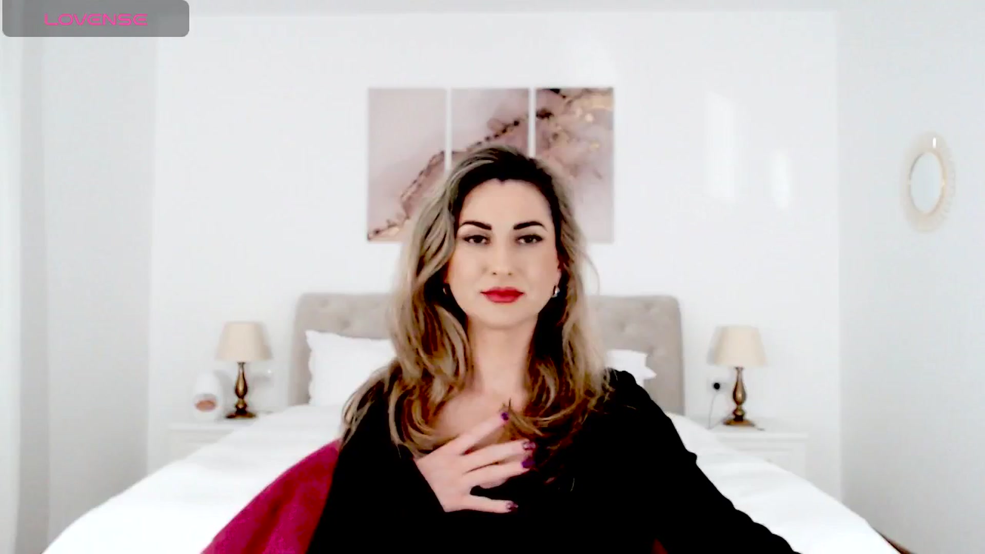 Gallery image thumbnail from AllieSweet's myfreecams stream on, 11/17/2024, 20:06 image 3 of 20