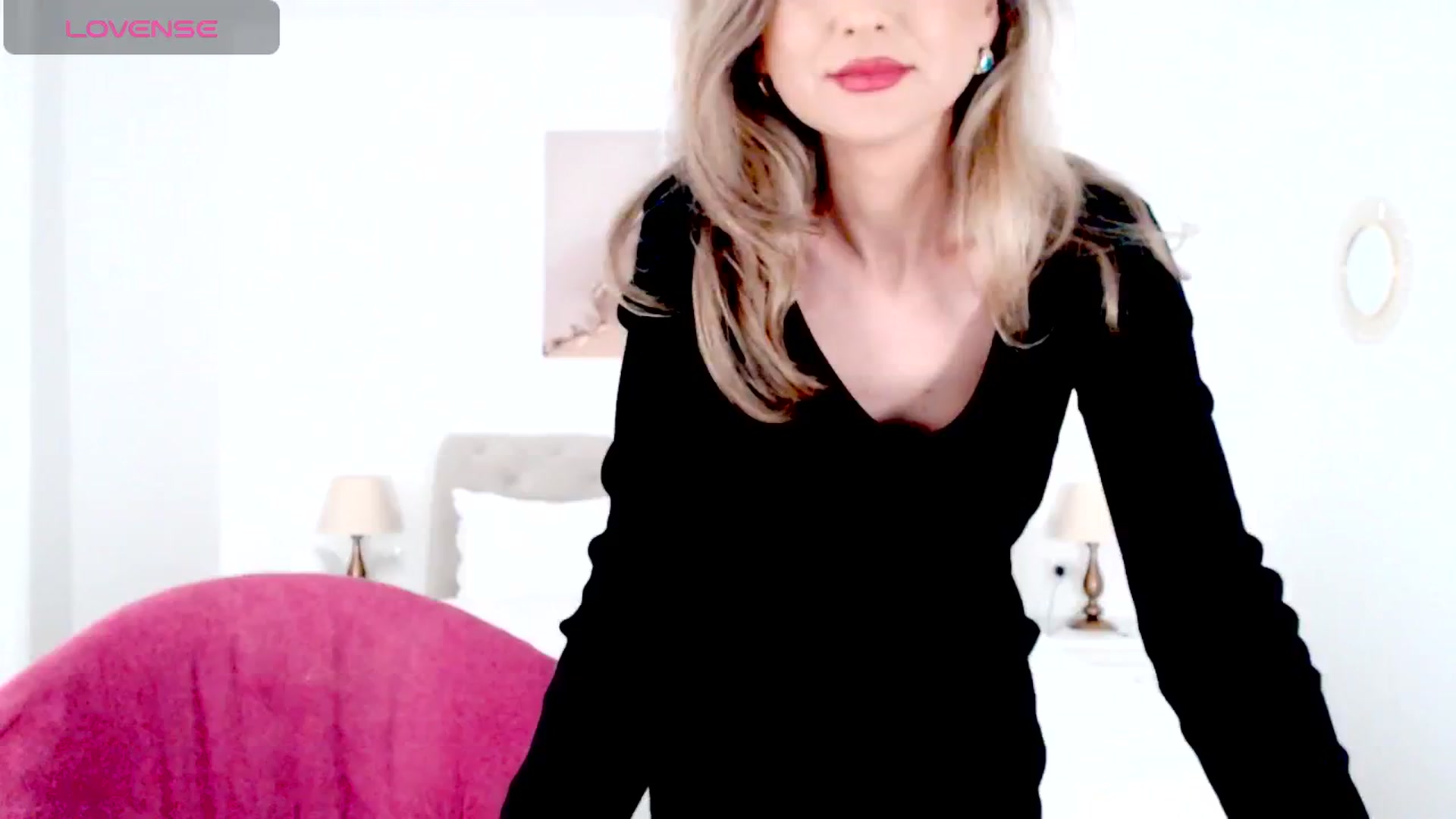 Gallery image thumbnail from AllieSweet's myfreecams stream on, 11/17/2024, 20:06 image 20 of 20