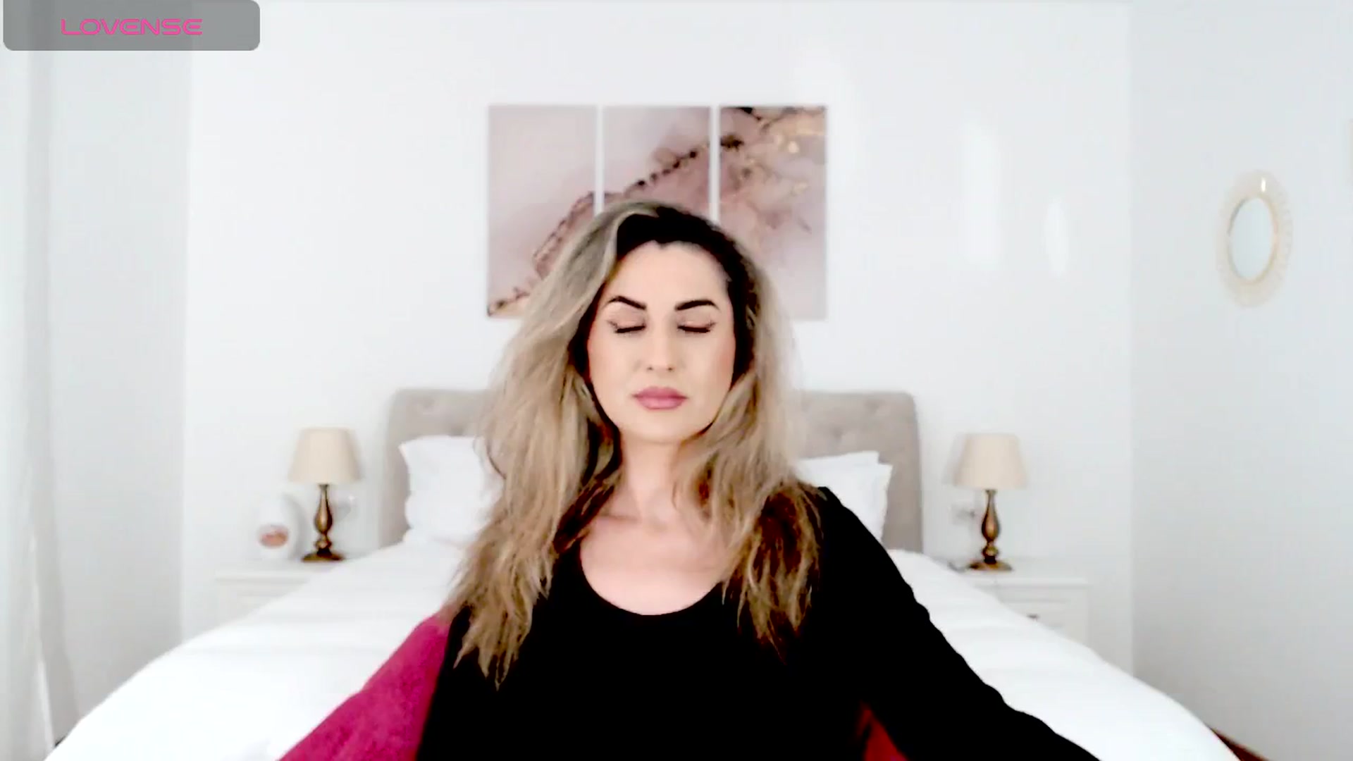 Gallery image thumbnail from AllieSweet's myfreecams stream on, 12/01/2024, 20:10 image 5 of 20