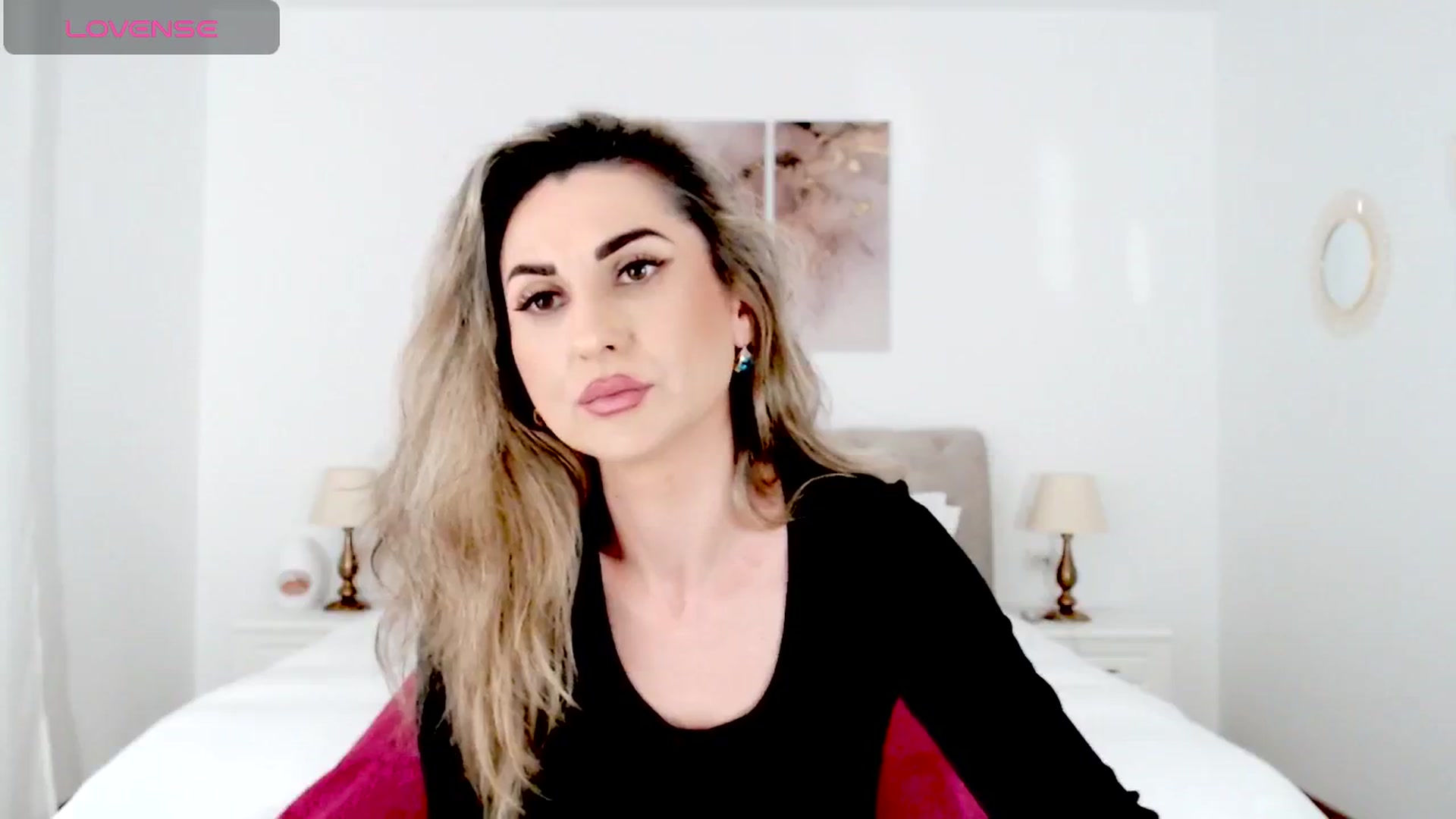 Gallery image thumbnail from AllieSweet's myfreecams stream on, 12/01/2024, 20:10 image 16 of 20