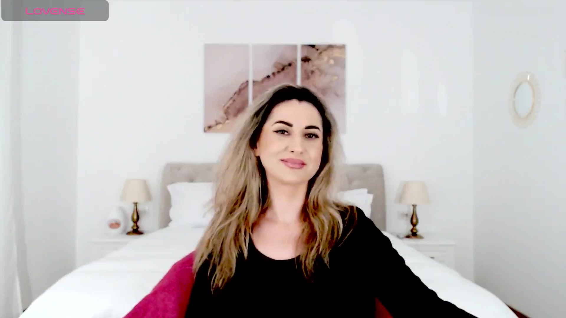 Gallery image thumbnail from AllieSweet's myfreecams stream on, 12/01/2024, 20:10 image 8 of 20