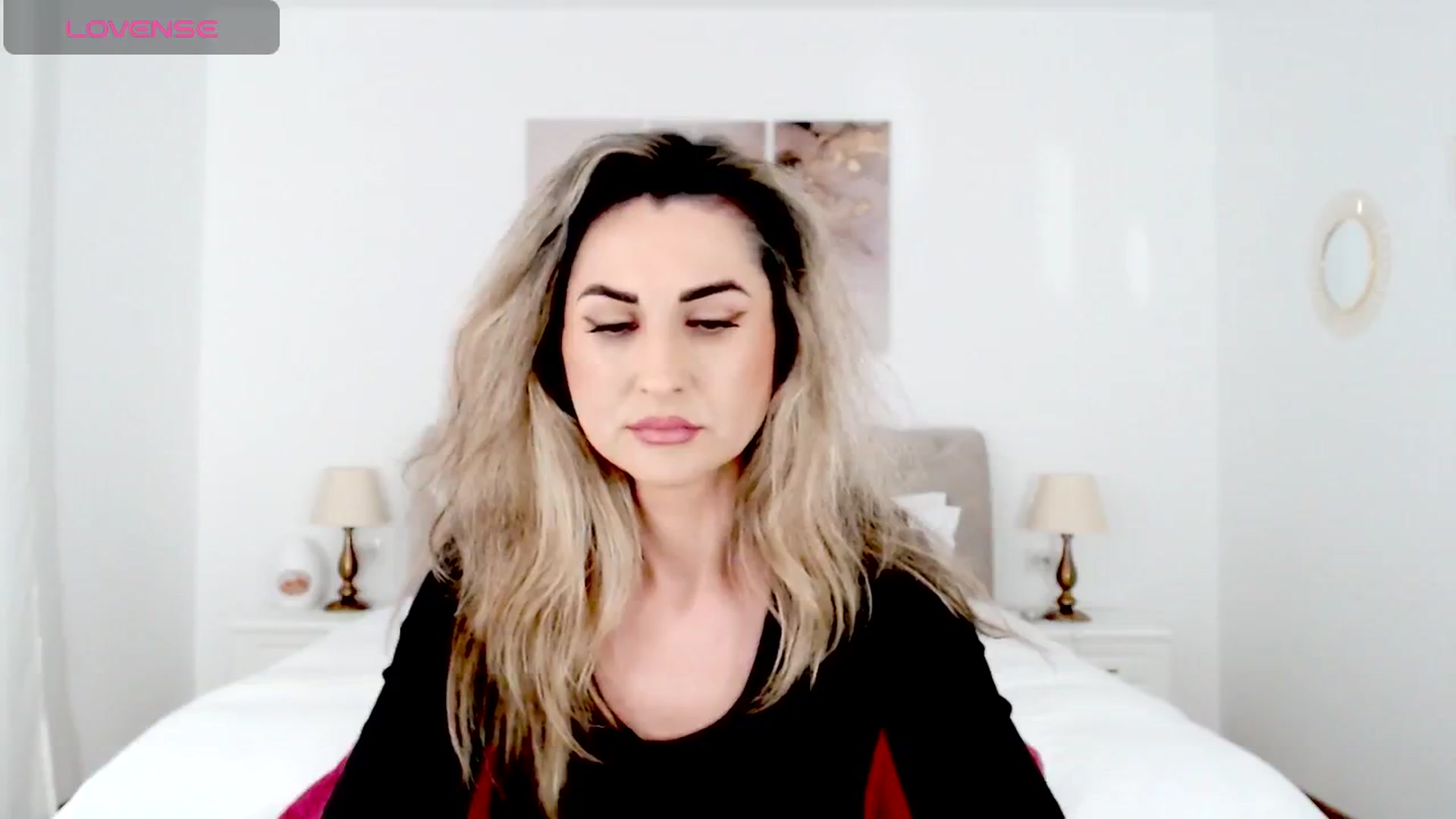 Gallery image thumbnail from AllieSweet's myfreecams stream on, 12/01/2024, 20:10 image 15 of 20