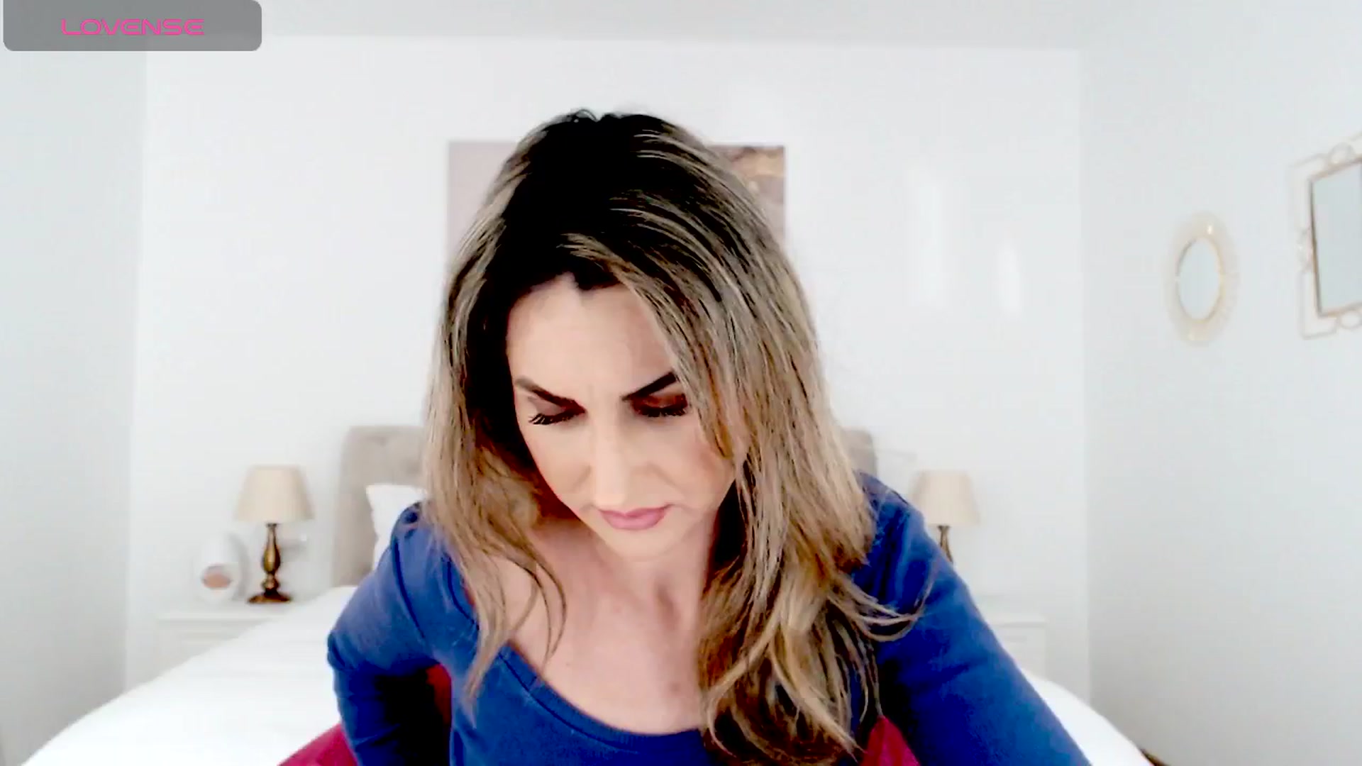 Gallery image thumbnail from AllieSweet's myfreecams stream on, 12/29/2024, 19:36 image 13 of 20
