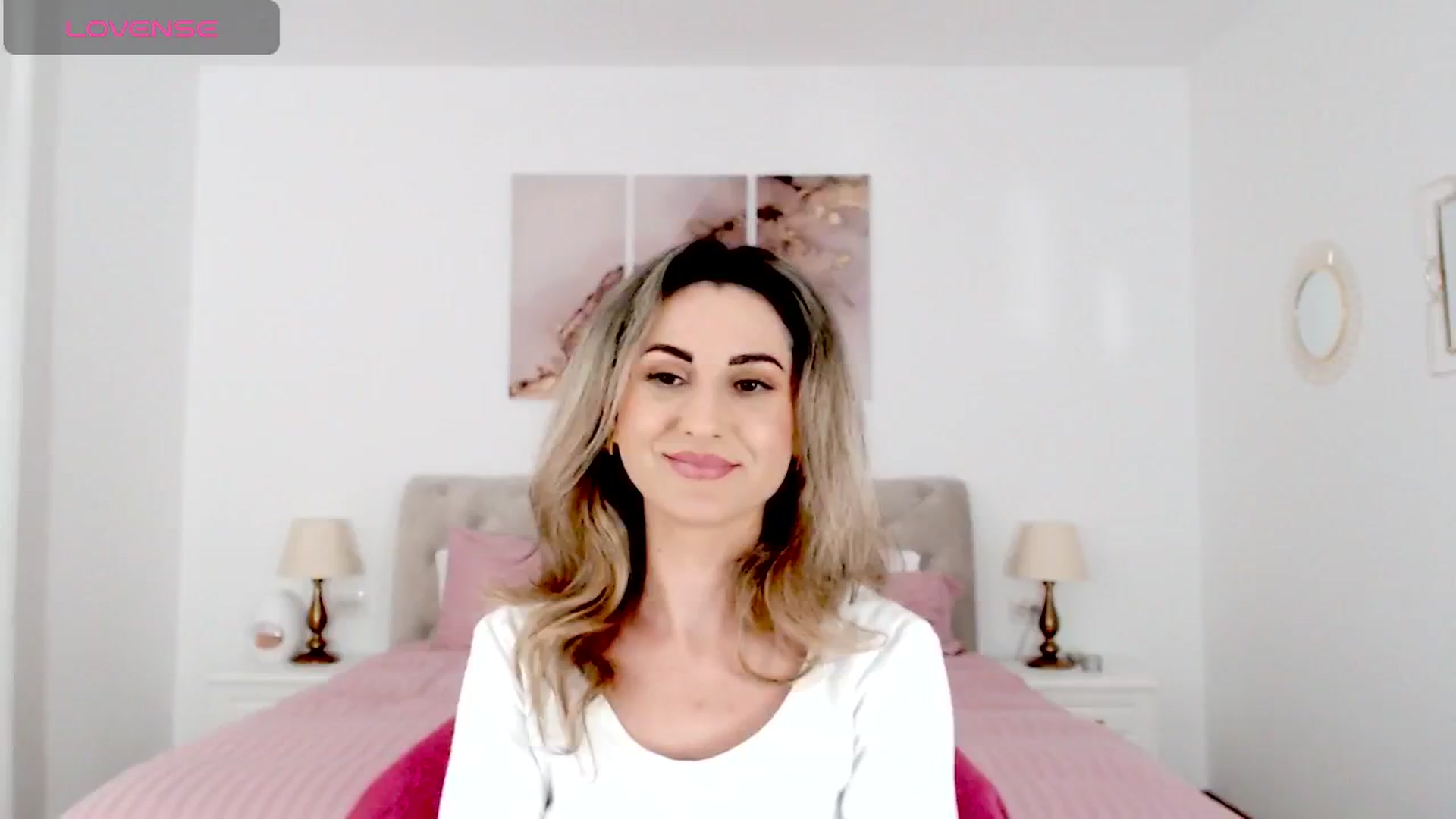 Gallery image thumbnail from AllieSweet's myfreecams stream on, 01/10/2025, 20:44 image 10 of 20