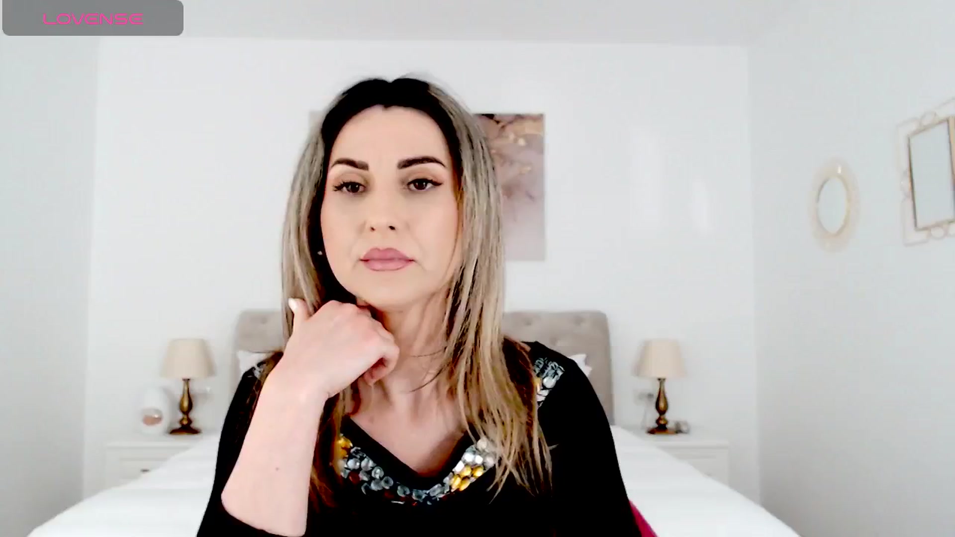 Gallery image thumbnail from AllieSweet's myfreecams stream on, 01/24/2025, 19:20 image 2 of 20