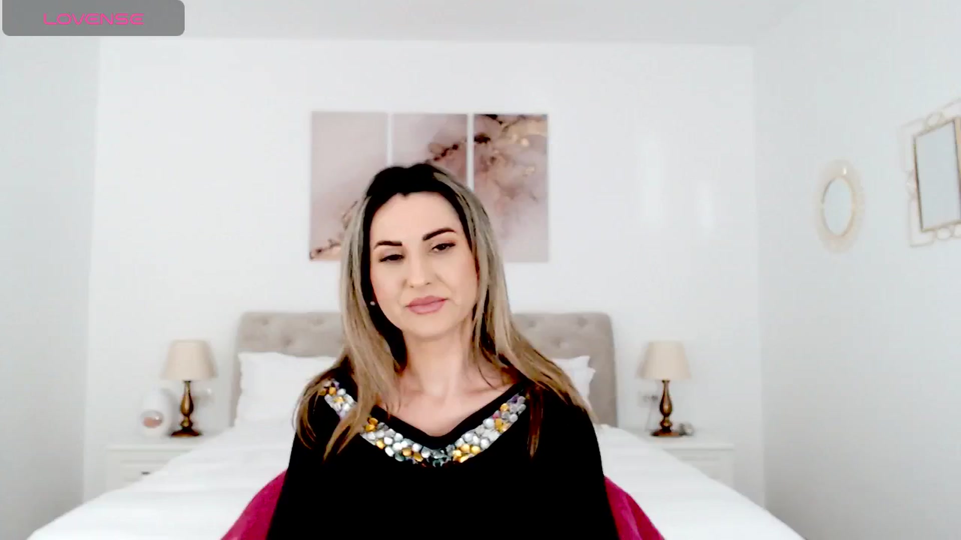 Gallery image thumbnail from AllieSweet's myfreecams stream on, 01/24/2025, 19:20 image 15 of 20