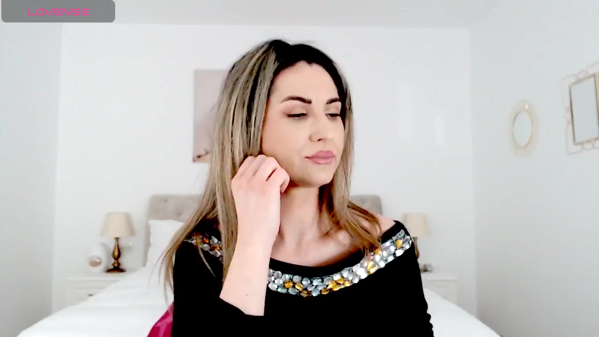 Gallery image thumbnail from AllieSweet's myfreecams stream on, 01/24/2025, 19:50 image 15 of 20